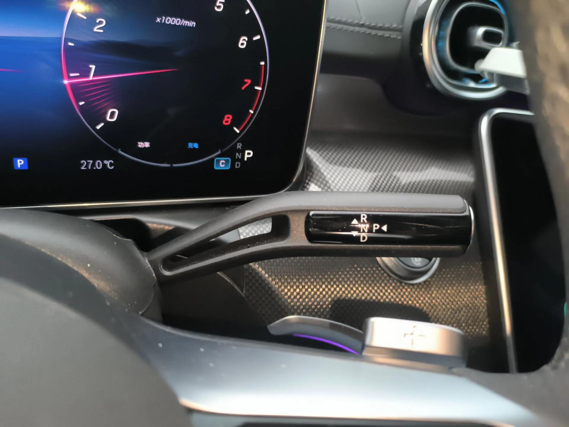 Mercedes-Benz C-Class 2025 C 260 L Sport Edition — миниатюра 17