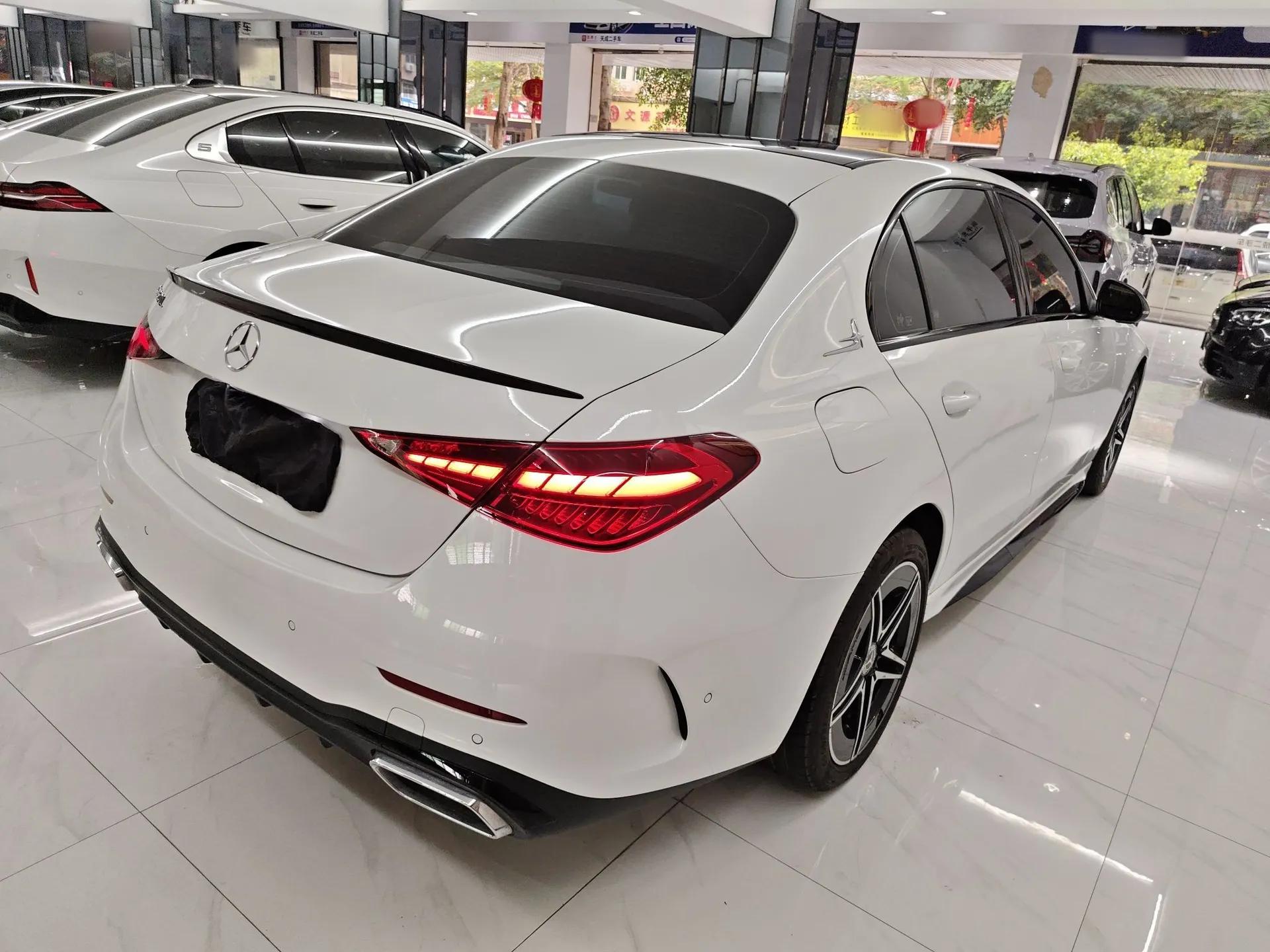 Mercedes-Benz C-Class 2024 C 260 L Brilliant Night Sports Edition — миниатюра 4