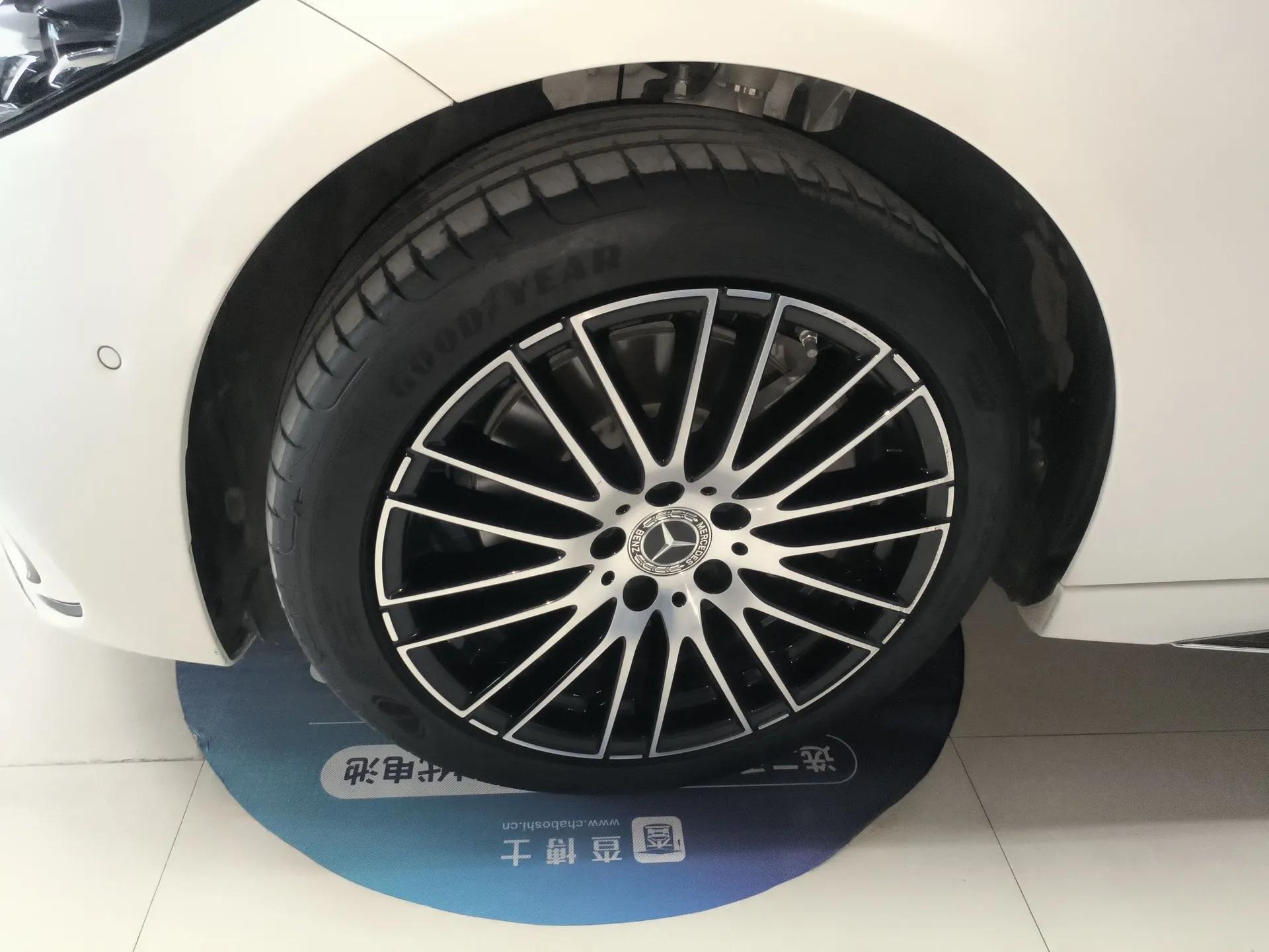 Mercedes-Benz C-Class 2024 C 260 L Sport Edition — миниатюра 8