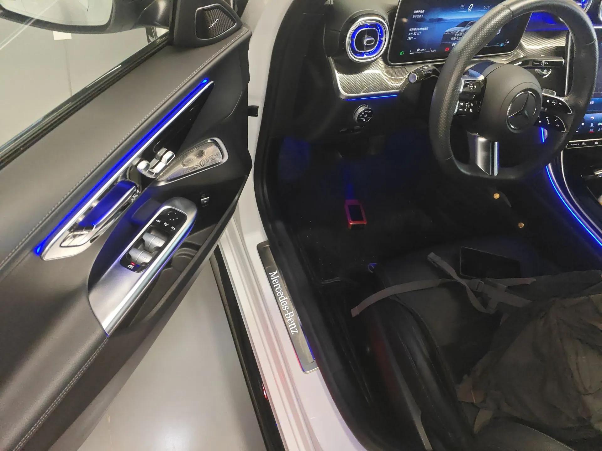 Mercedes-Benz C-Class 2023 C 260 L Bright Night Sports Edition — миниатюра 19