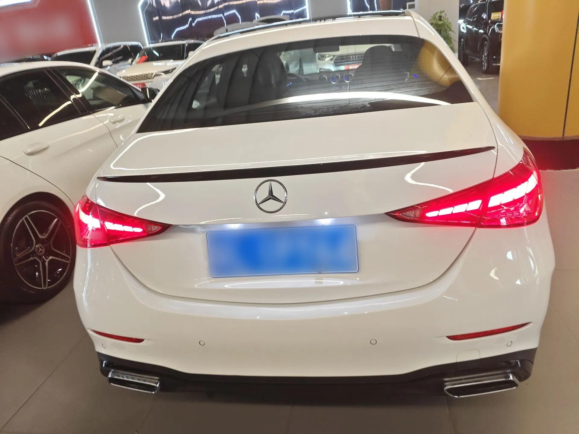 Mercedes-Benz C-Class 2023 C 260 L Bright Night Sports Edition — миниатюра 5