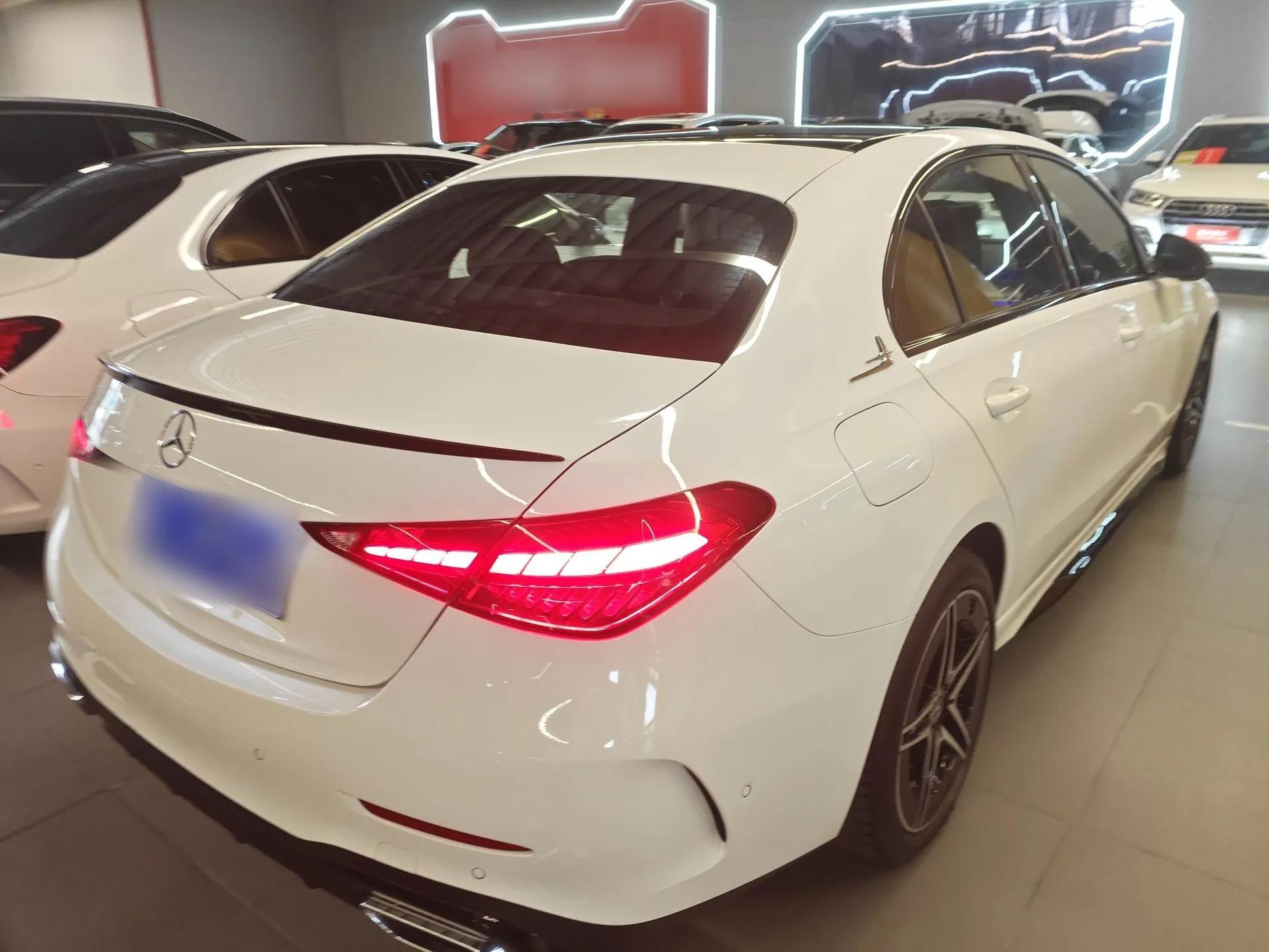 Mercedes-Benz C-Class 2023 C 260 L Bright Night Sports Edition — миниатюра 6