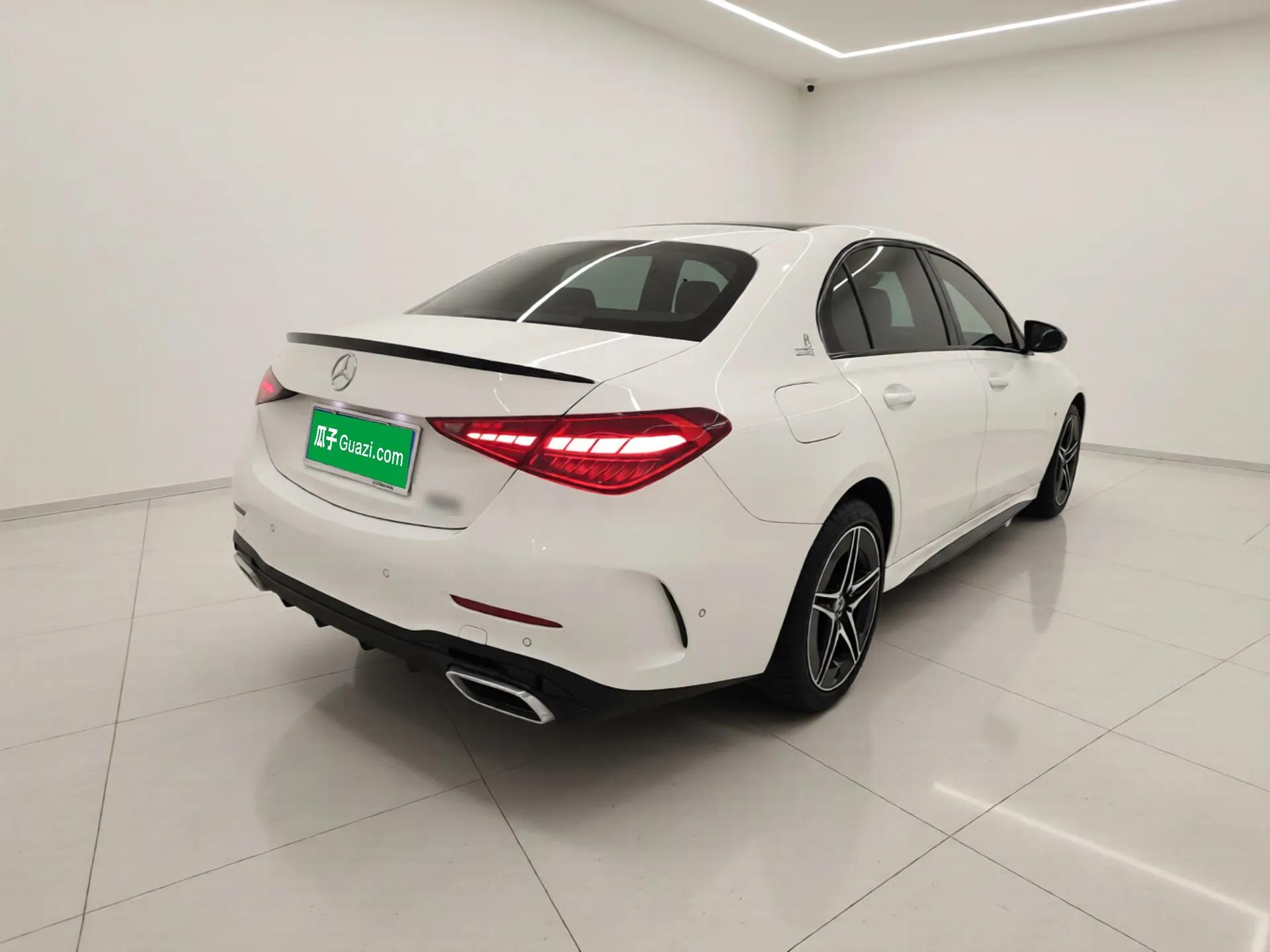 Mercedes-Benz C-Class 2024 C 260 L Brilliant Night Sports Edition — миниатюра 4