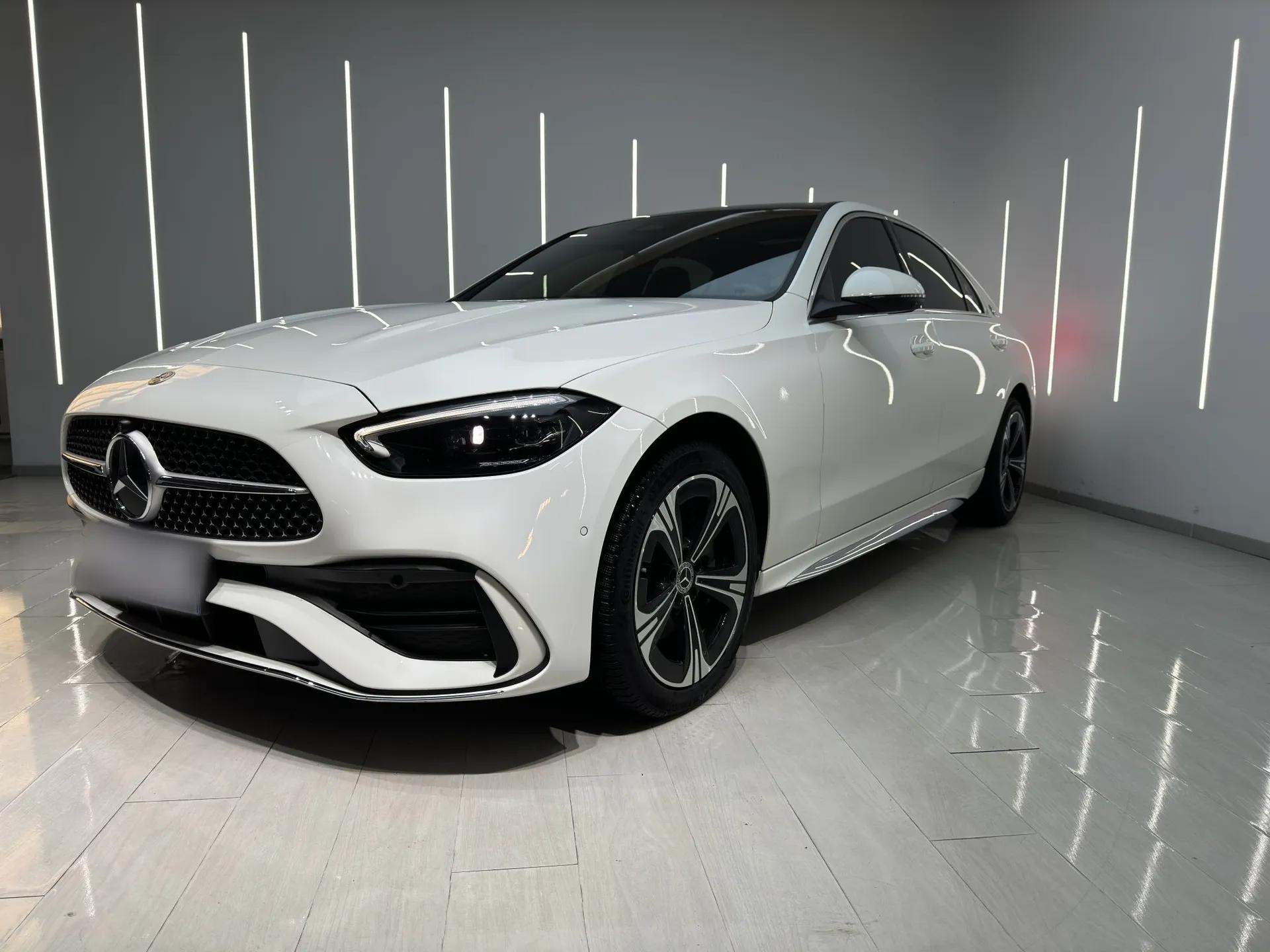 Mercedes-Benz C-Class 2023 C 260 L Sport Edition 4MATIC — миниатюра 1