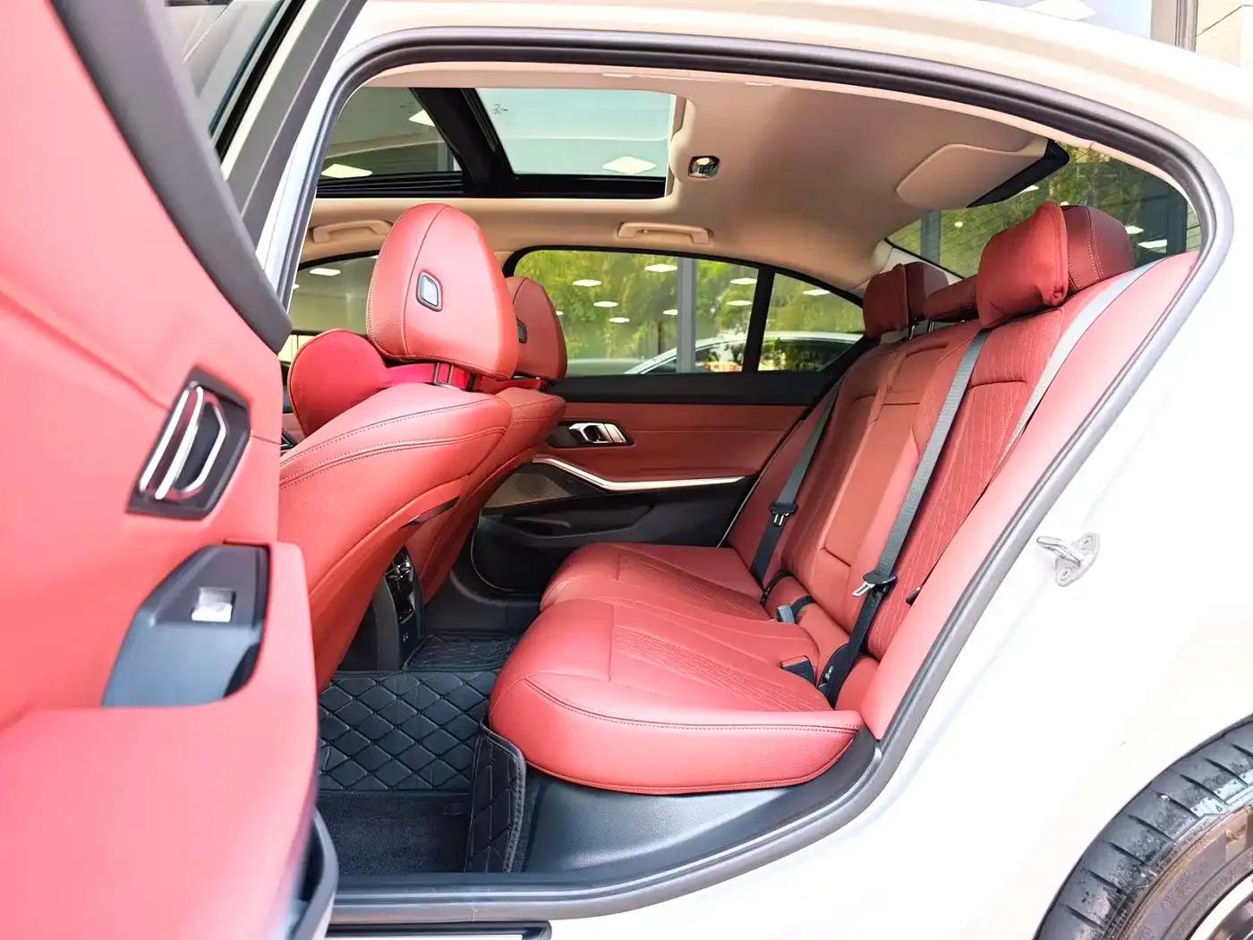 2025 BMW 3 Series 325Li M Sport Package — миниатюра 3