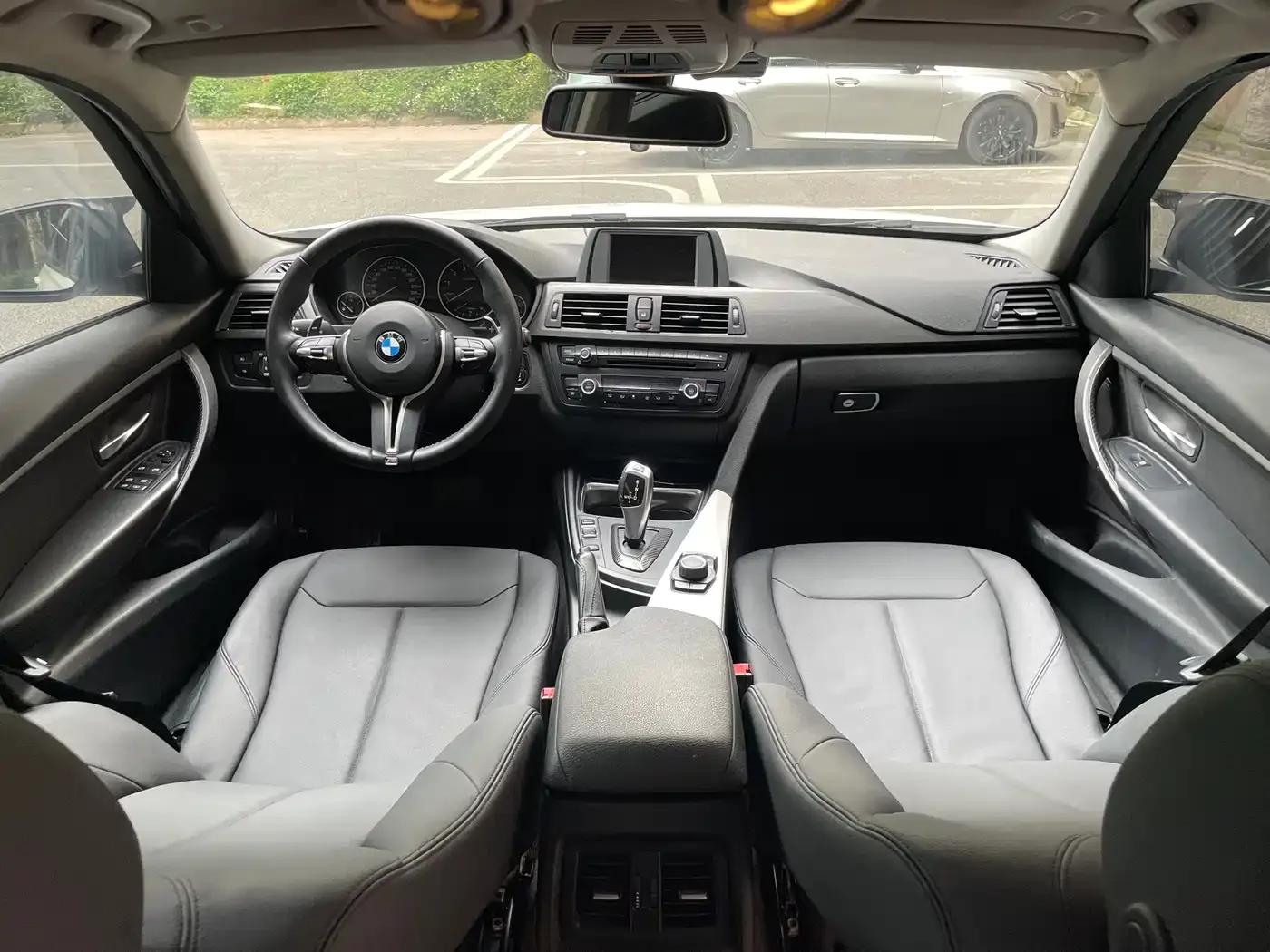 BMW 3 Series 2015 320Li Super Enjoyment Edition Fashion Model — миниатюра 19