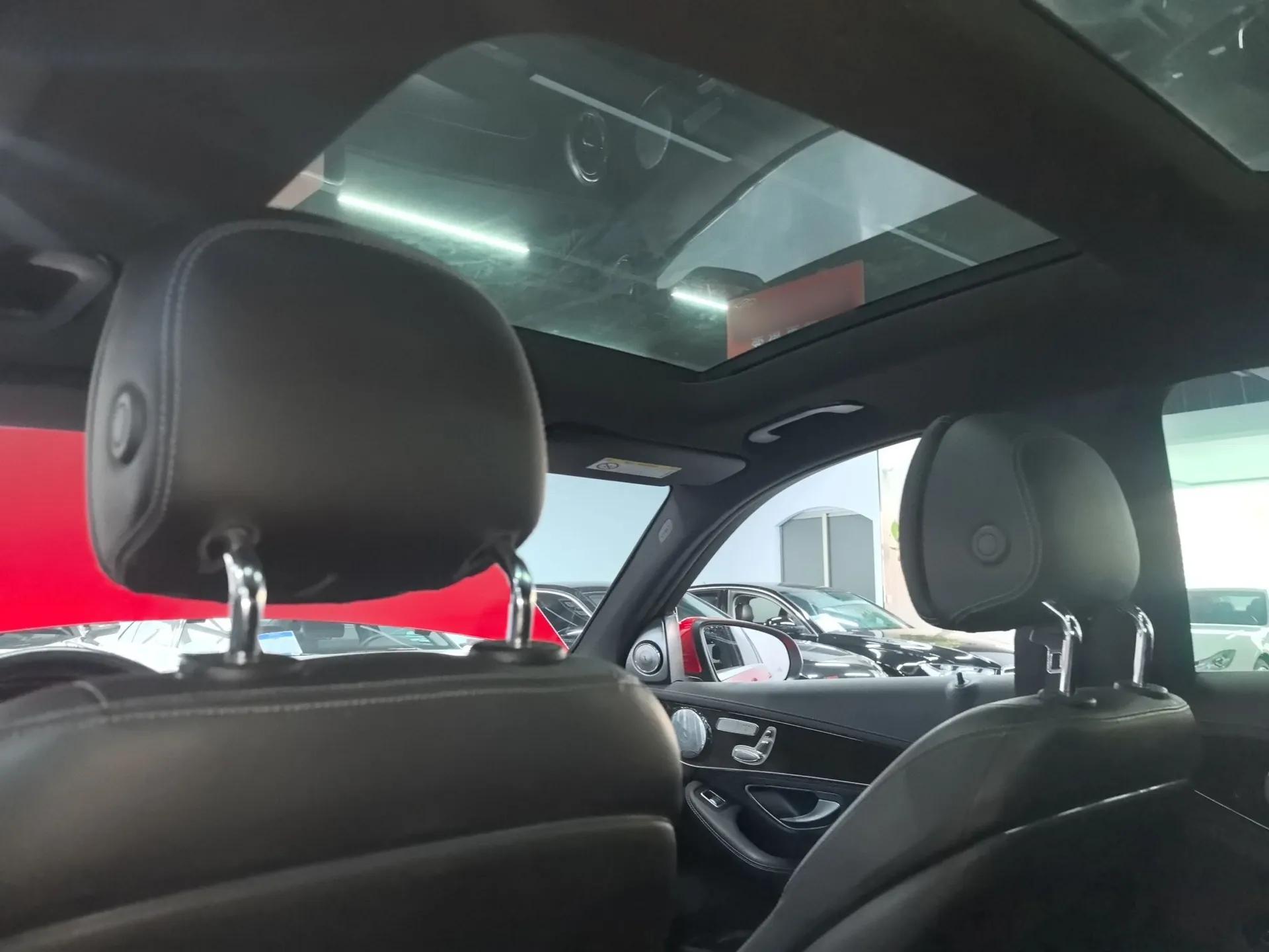 Mercedes-Benz GLC 2017 GLC 260 4MATIC Luxury Model — миниатюра 20