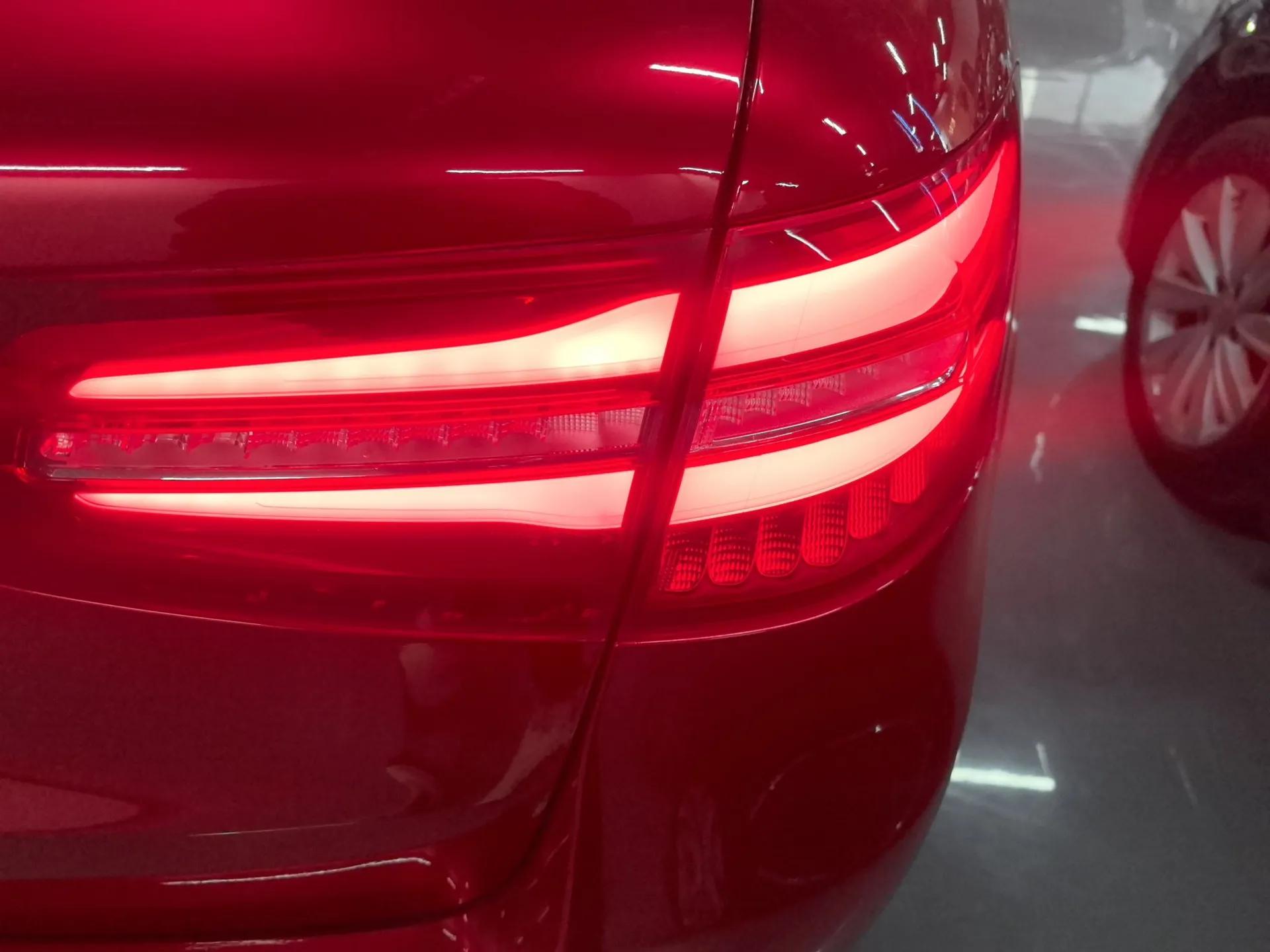 Mercedes-Benz GLC 2017 GLC 260 4MATIC Luxury Model — миниатюра 8