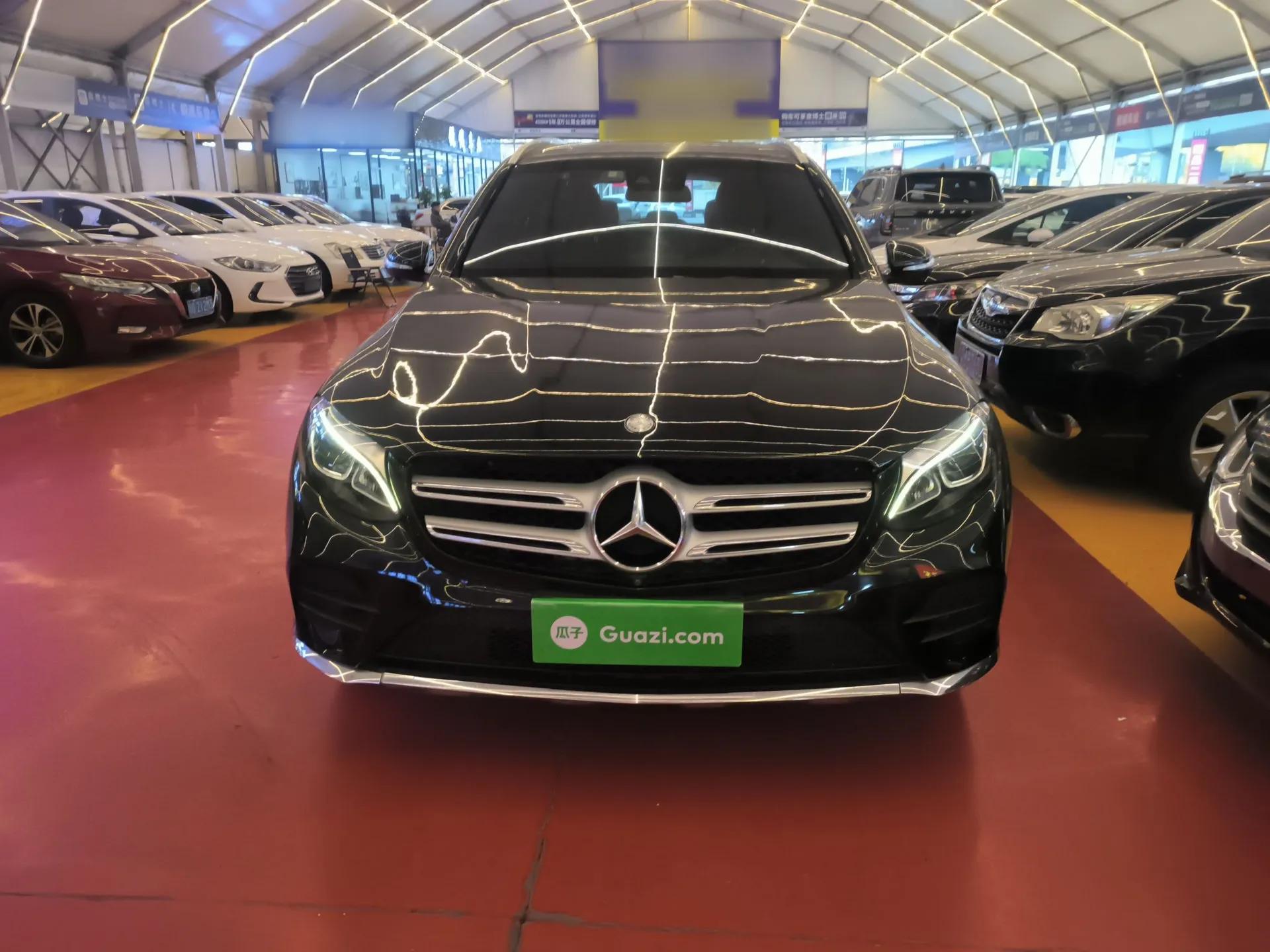 Mercedes-Benz GLC 2017 GLC 260 4MATIC Luxury Model — миниатюра 2