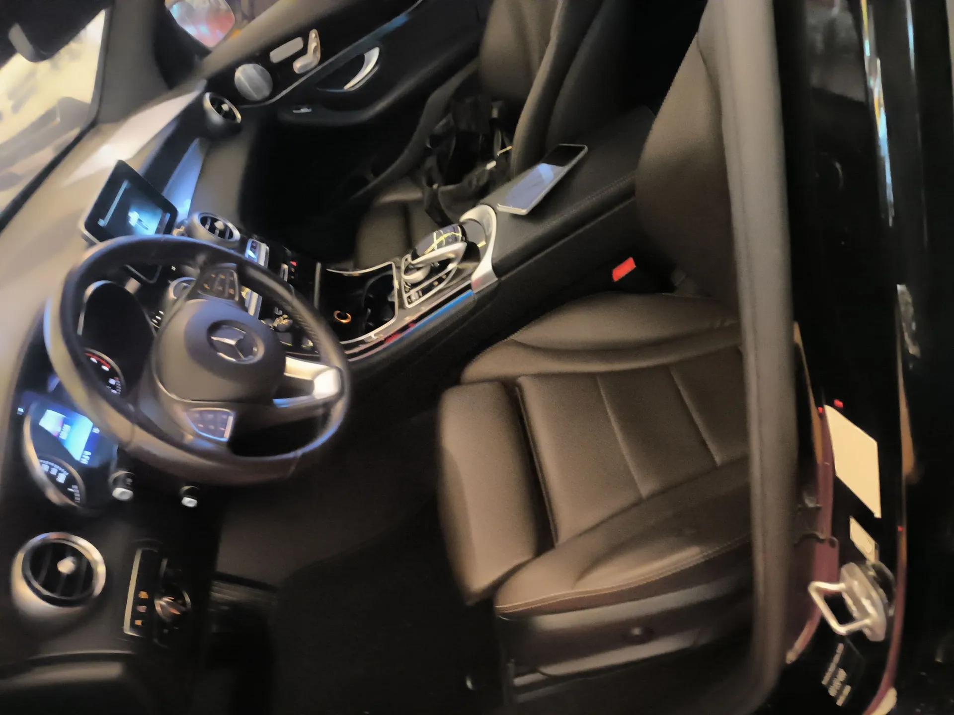 Mercedes-Benz GLC 2017 GLC 260 4MATIC Luxury Model — миниатюра 17