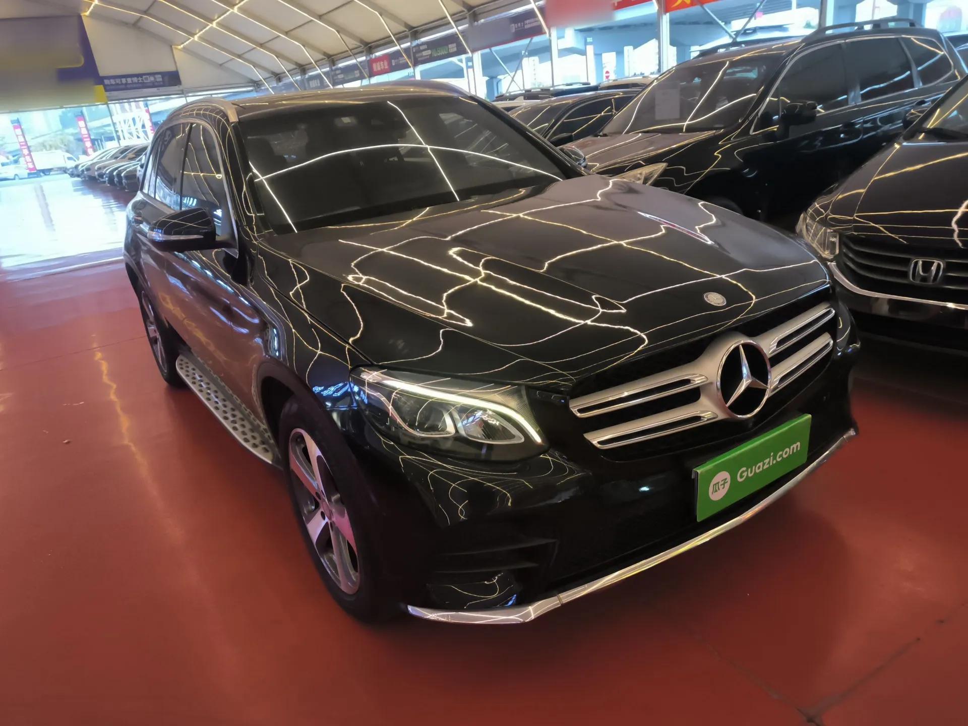 Mercedes-Benz GLC 2017 GLC 260 4MATIC Luxury Model — миниатюра 6