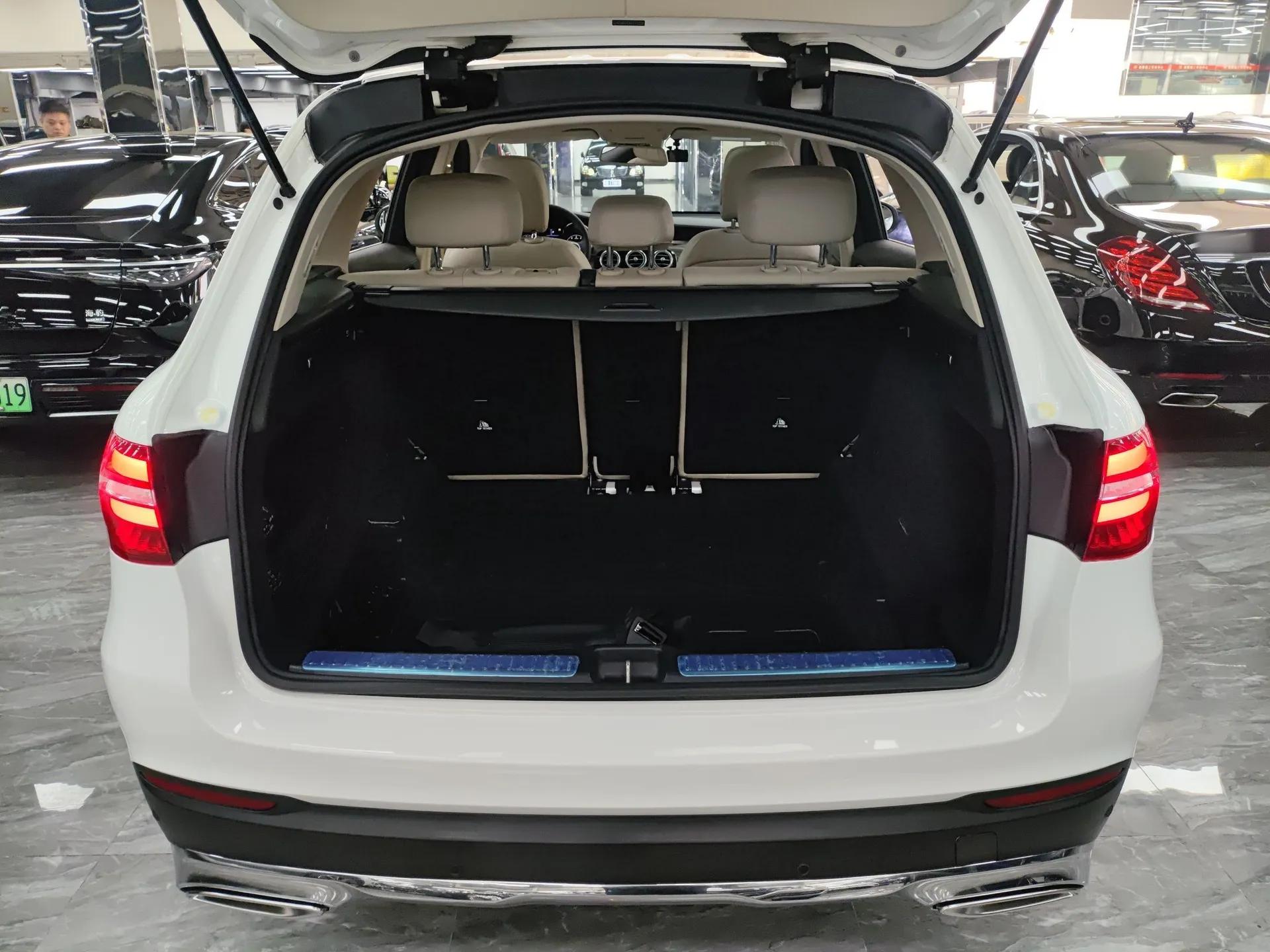 Mercedes-Benz GLC 2016 GLC 260 4MATIC Luxury Model — миниатюра 22