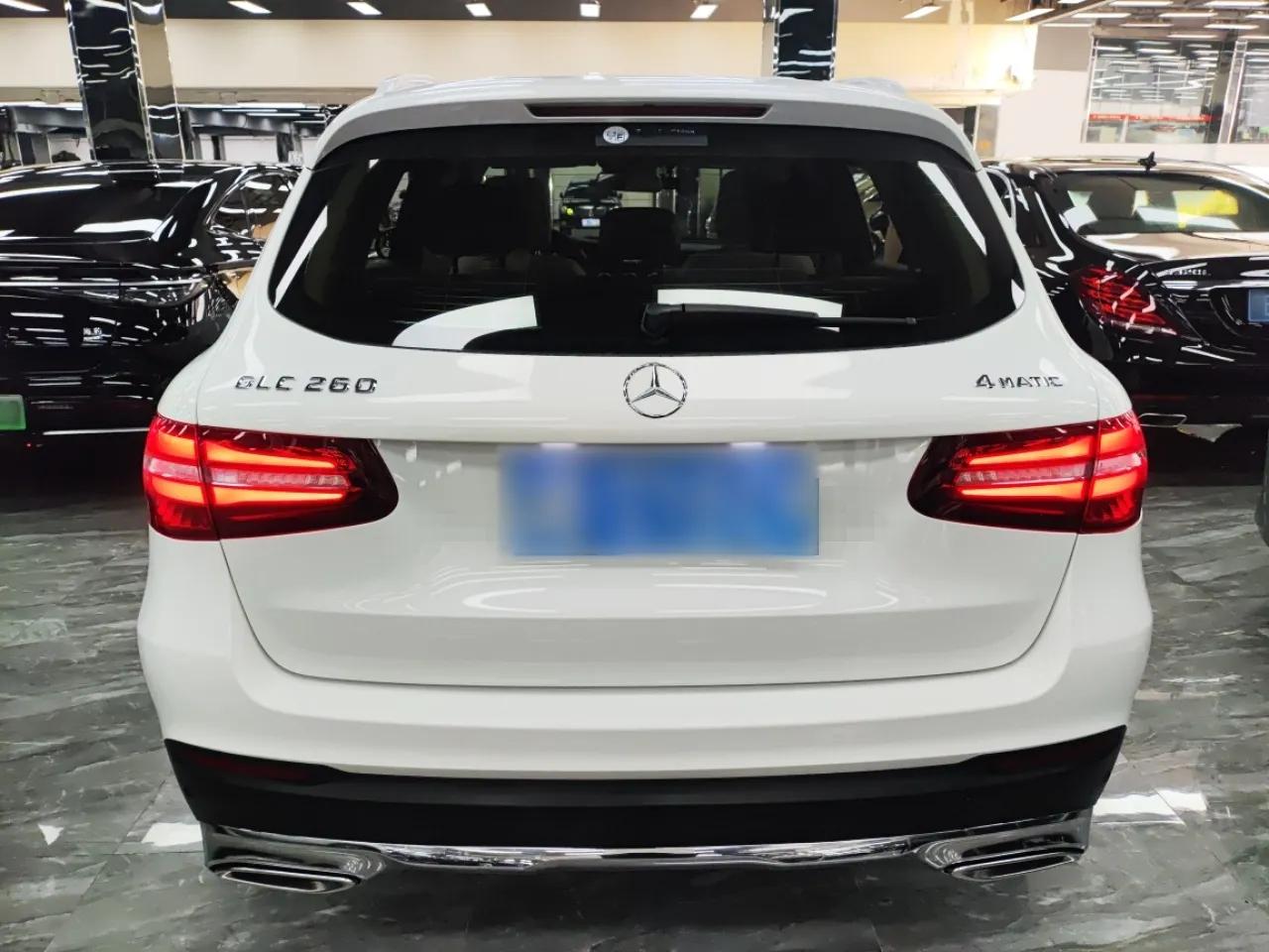 Mercedes-Benz GLC 2016 GLC 260 4MATIC Luxury Model — миниатюра 5