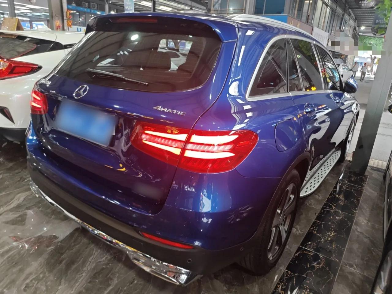Mercedes-Benz GLC 2016 GLC 260 4MATIC Luxury Model — миниатюра 4