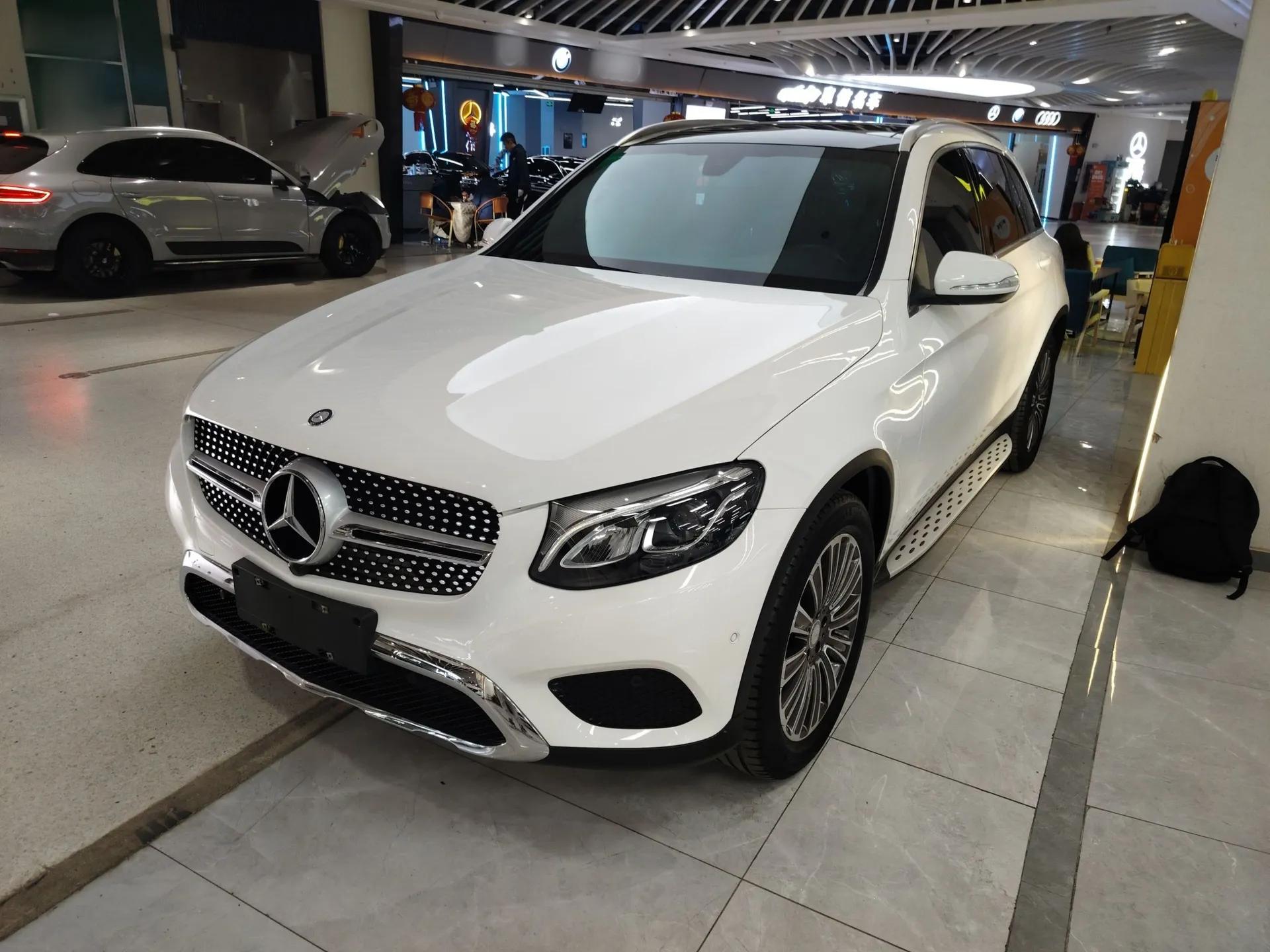 Mercedes-Benz GLC 2016 GLC 200 4MATIC — миниатюра 1