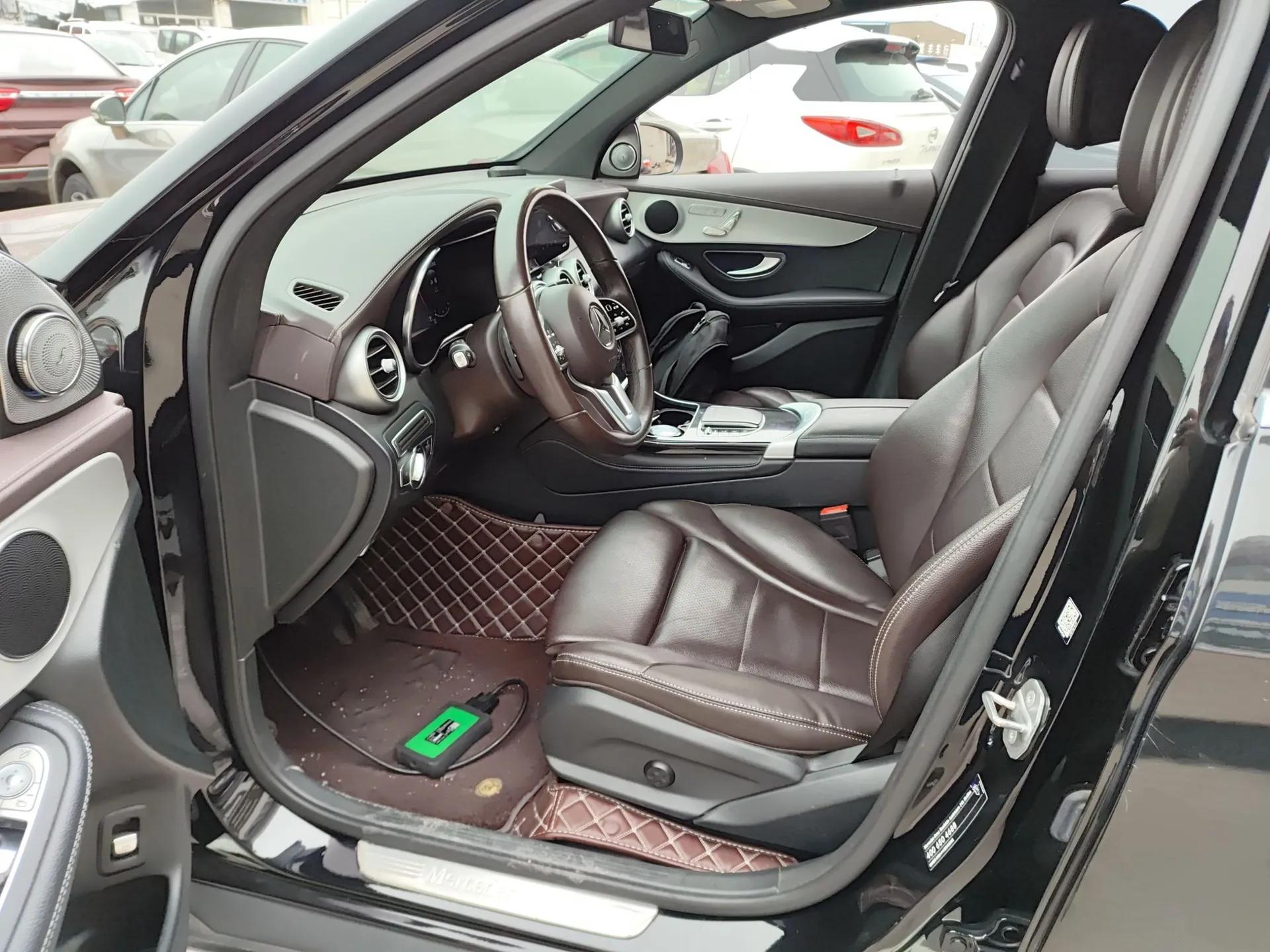 Mercedes-Benz GLC 2021 GLC 260 L 4MATIC Dynamic Edition — миниатюра 19