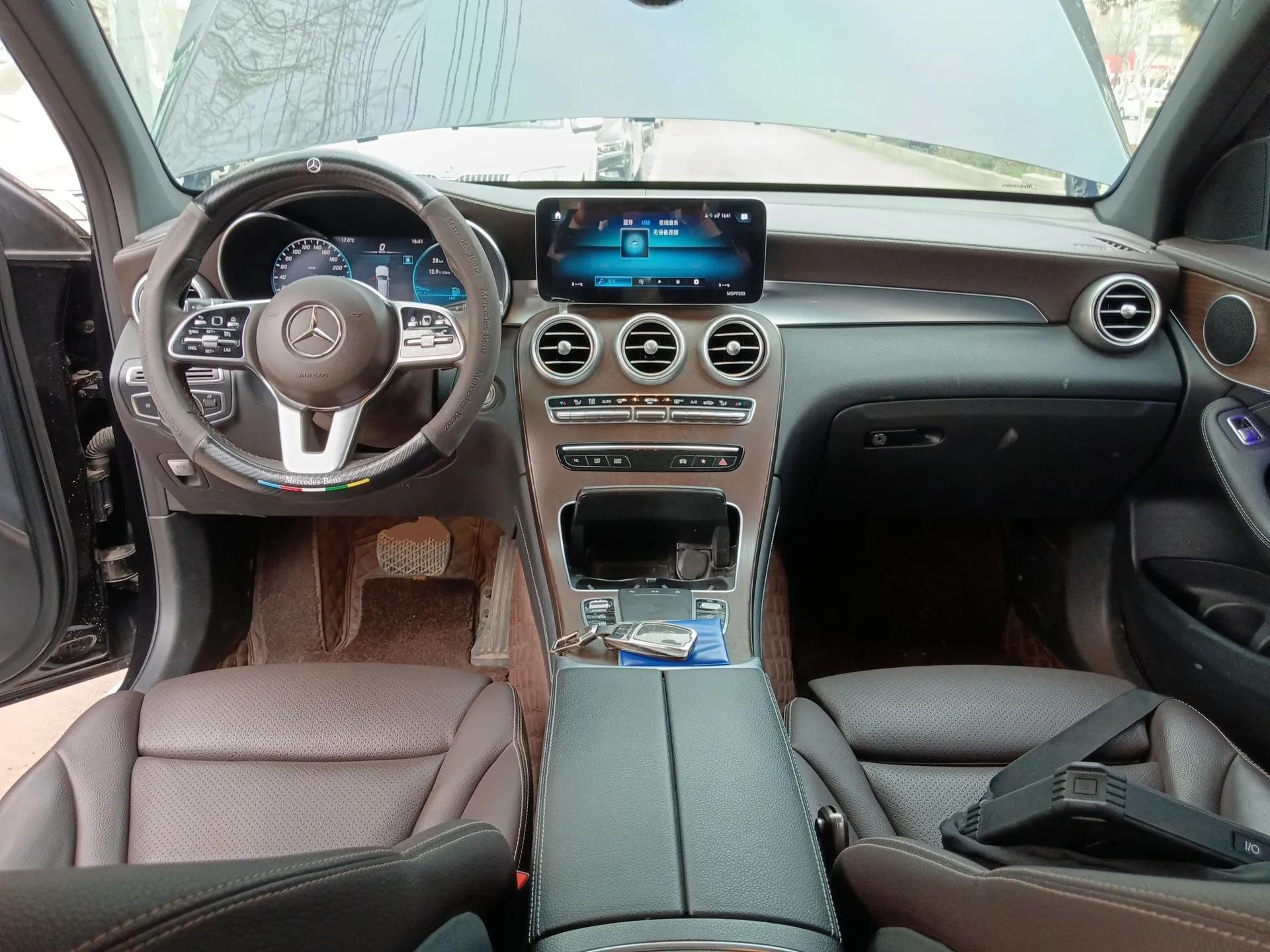 Mercedes-Benz GLC 2020 Facelift GLC 300 L 4MATIC Dynamic Edition — миниатюра 13