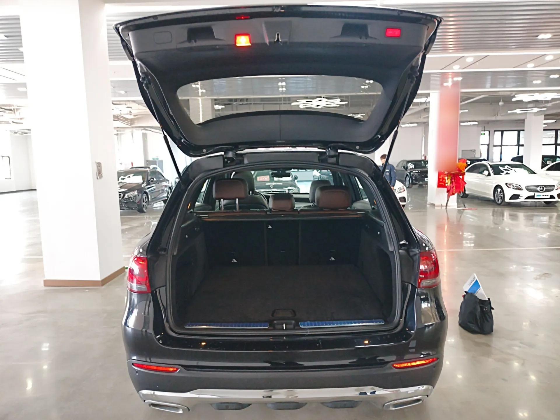 Mercedes-Benz GLC 2021 GLC 260 L 4MATIC Dynamic Edition — миниатюра 22
