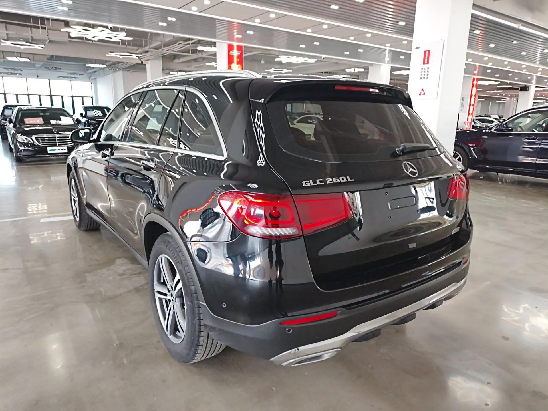 Mercedes-Benz GLC 2021 GLC 260 L 4MATIC Dynamic Edition — миниатюра 4