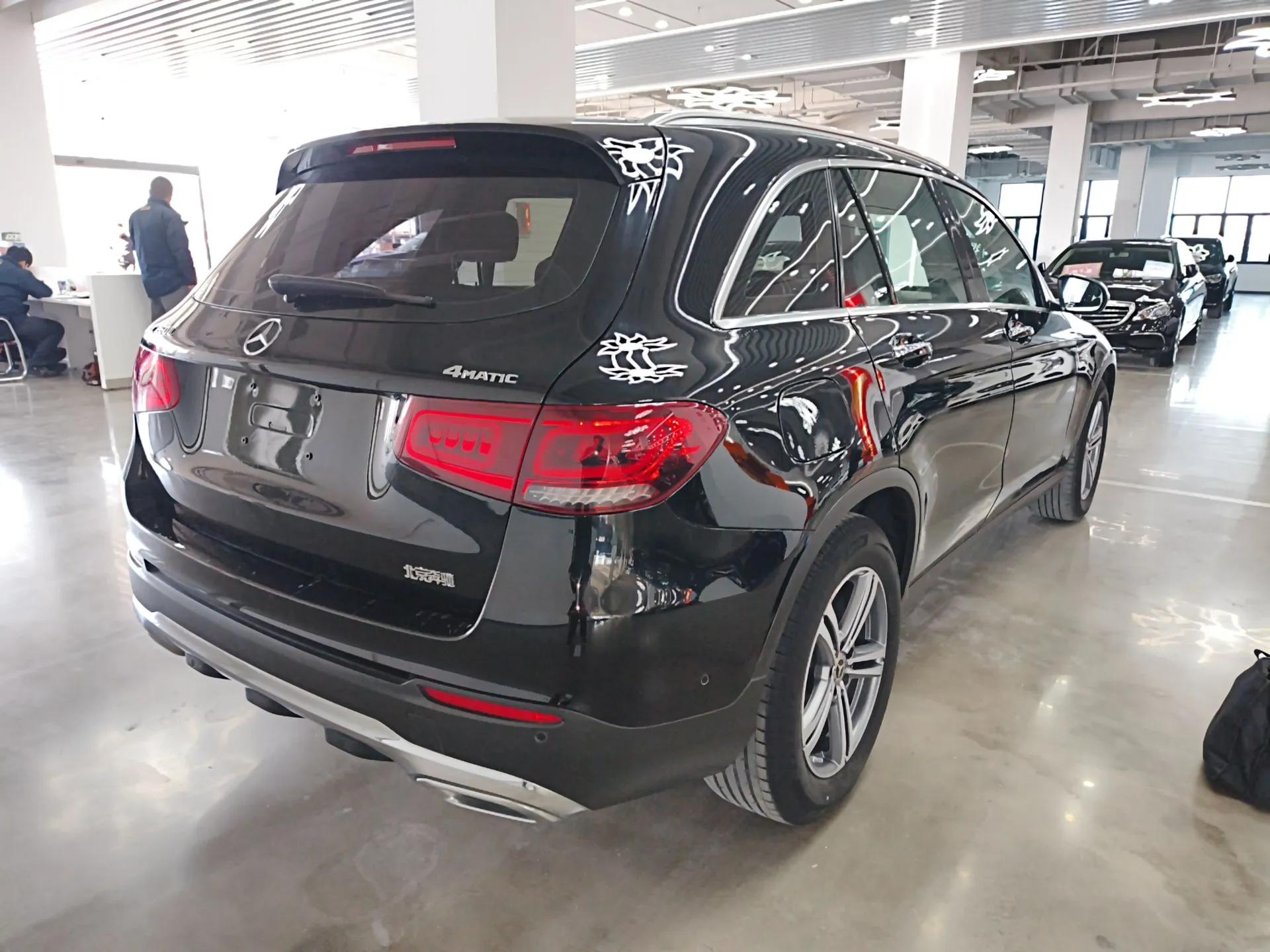 Mercedes-Benz GLC 2021 GLC 260 L 4MATIC Dynamic Edition — миниатюра 6