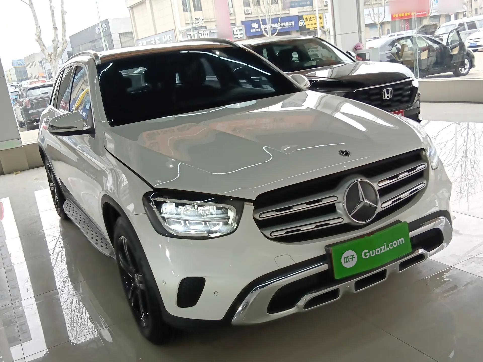 Mercedes-Benz GLC 2021 GLC 260 L 4MATIC Dynamic Edition — миниатюра 3