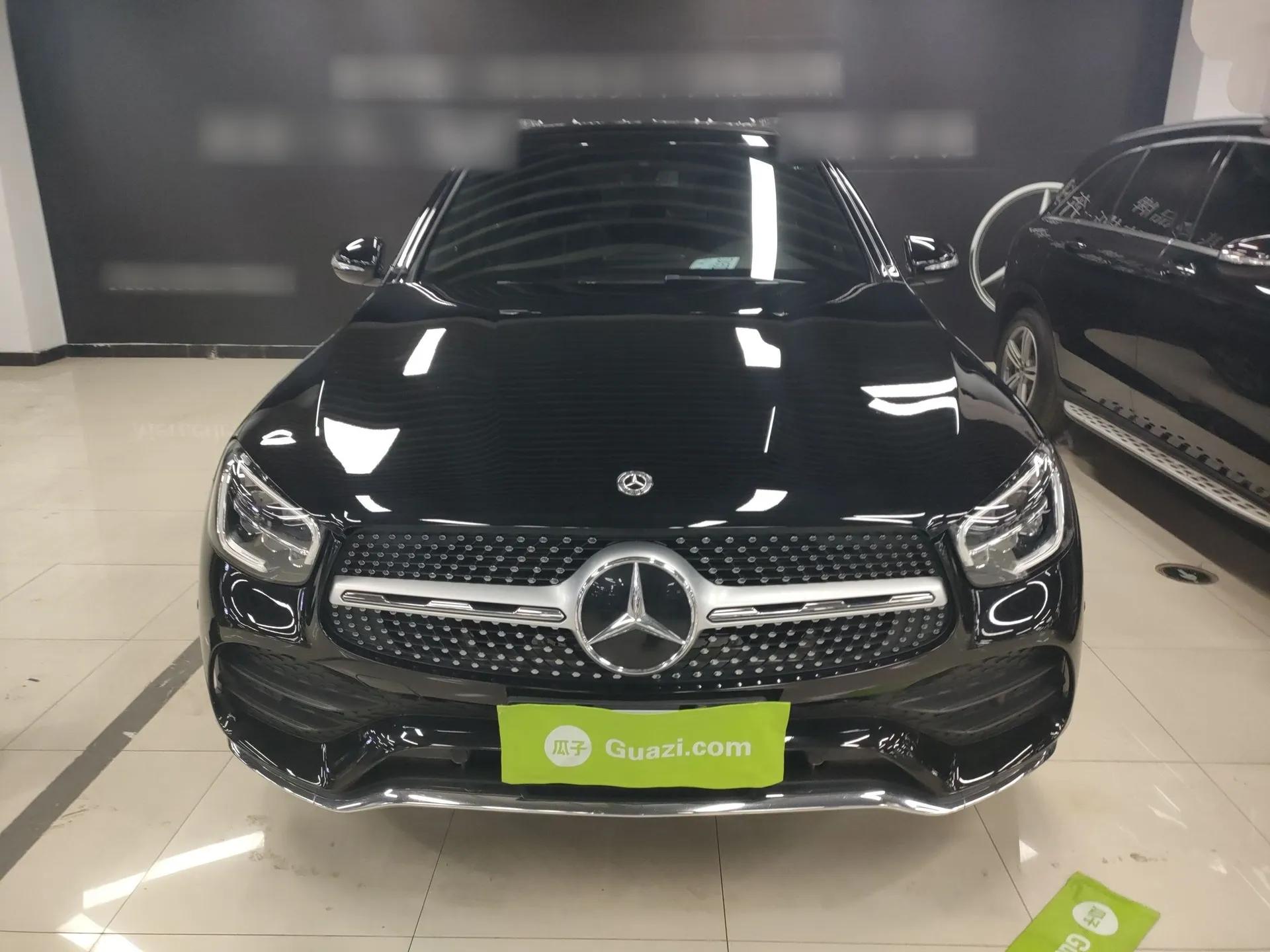 Mercedes-Benz GLC 2020 GLC 260 L 4MATIC Luxury Model — миниатюра 3