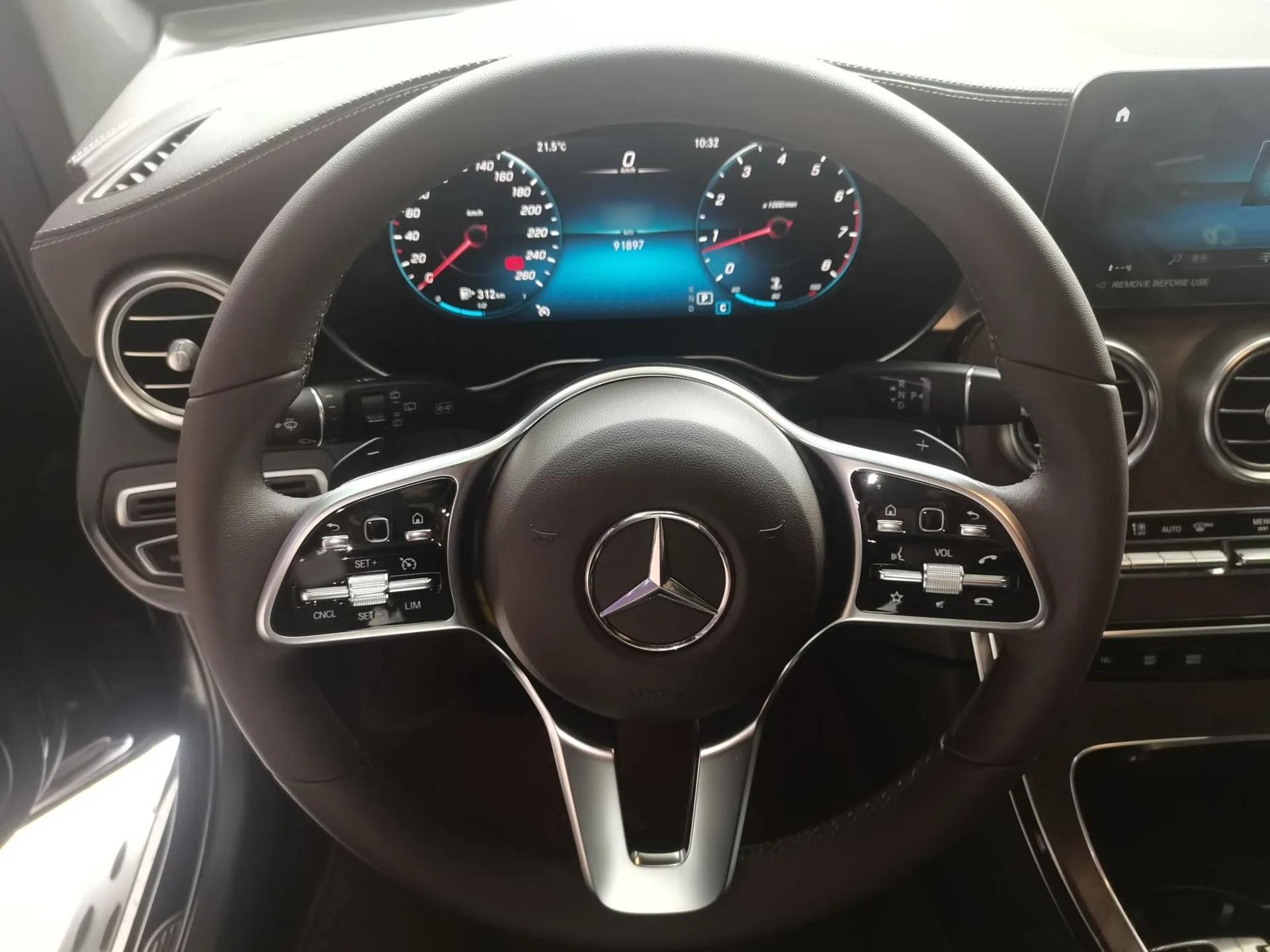 Mercedes-Benz GLC 2022 Refreshed GLC 300 L 4MATIC Dynamic Edition Prestige Version — миниатюра 13