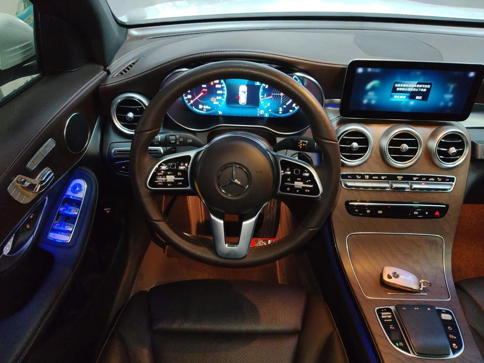 Mercedes-Benz GLC 2022 Second Facelift GLC 260 L 4MATIC Luxury Edition — миниатюра 10