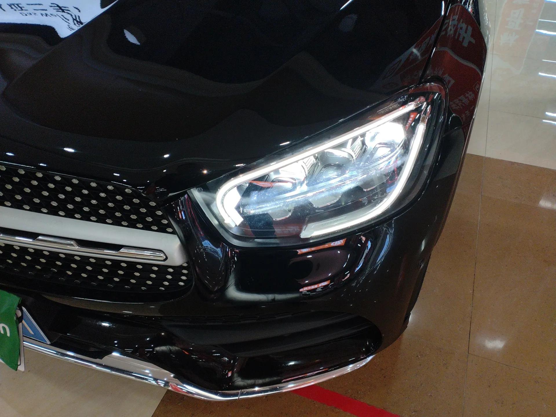 Mercedes-Benz GLC 2022 Facelifted GLC 300 L 4MATIC Luxury Edition — миниатюра 2