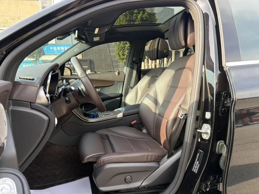 Mercedes-Benz GLC 2022 Facelifted GLC 300 L 4MATIC Luxury Edition — миниатюра 22