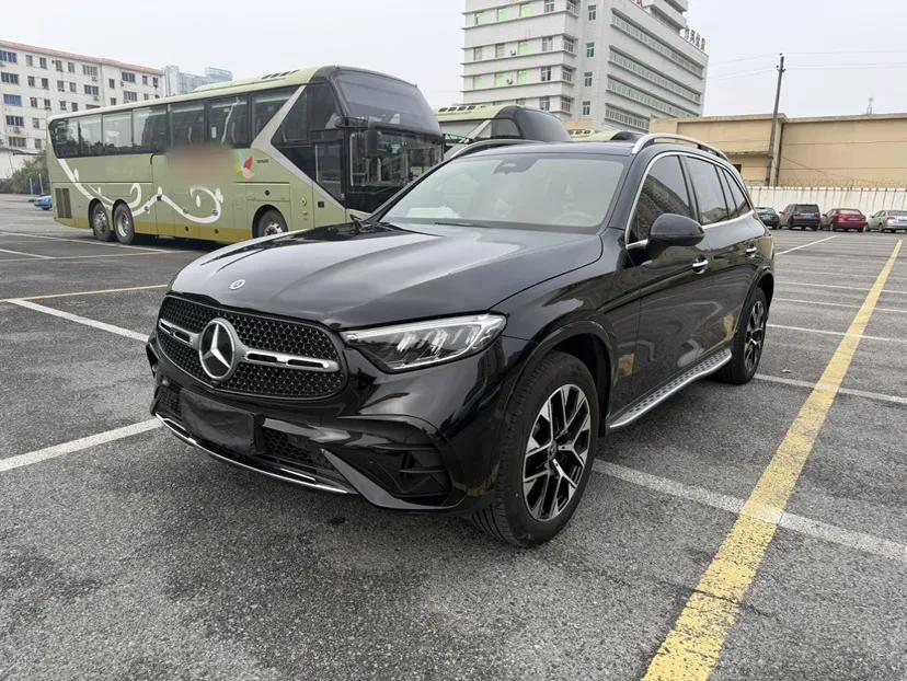 Mercedes-Benz GLC 2024 Facelifted GLC 260 L 4MATIC Luxury Version 5 Seats — миниатюра 1