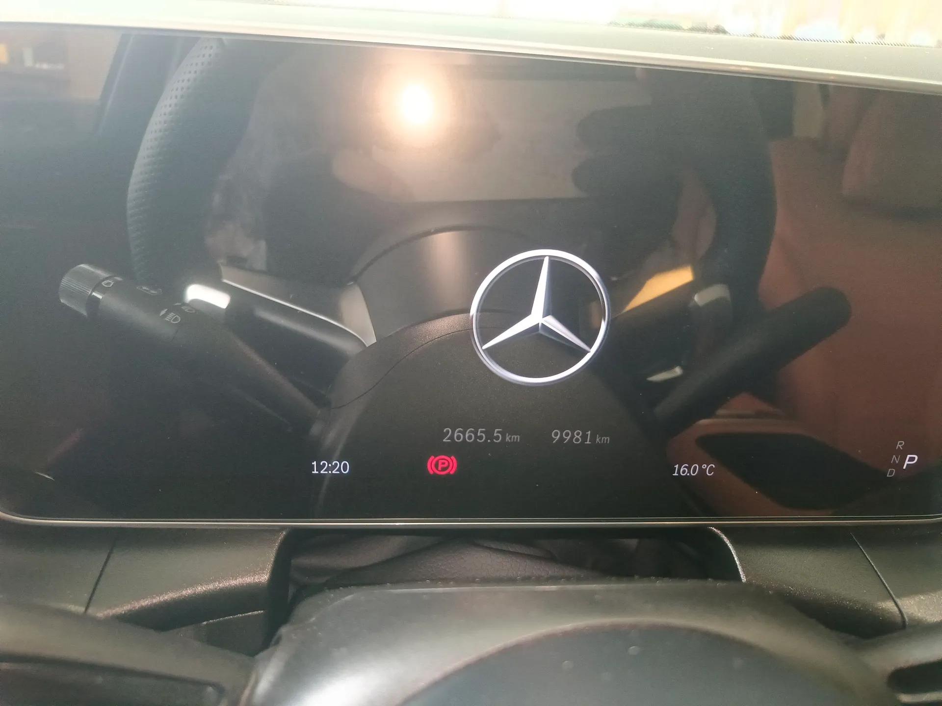 Mercedes-Benz GLC 2024 Facelifted GLC 260 L 4MATIC Luxury Version 5 Seats — миниатюра 13