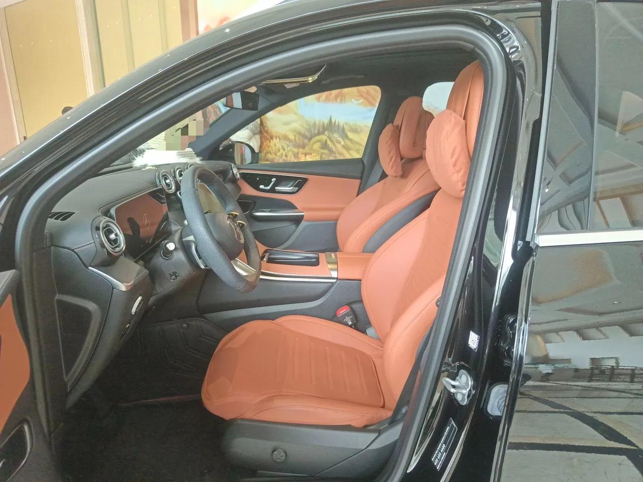 Mercedes-Benz GLC 2024 Facelifted GLC 260 L 4MATIC Luxury Version 5 Seats — миниатюра 16