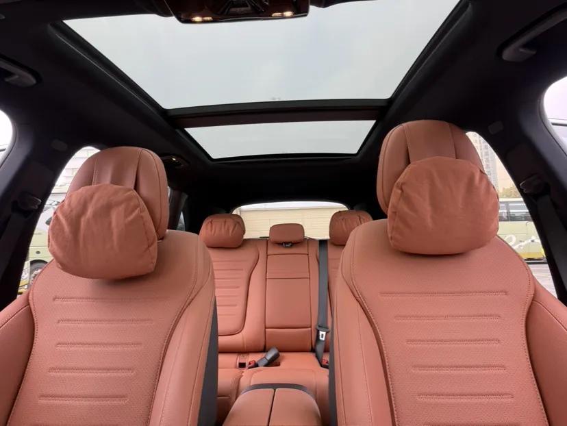 Mercedes-Benz GLC 2024 Facelifted GLC 260 L 4MATIC Luxury Version 5 Seats — миниатюра 23