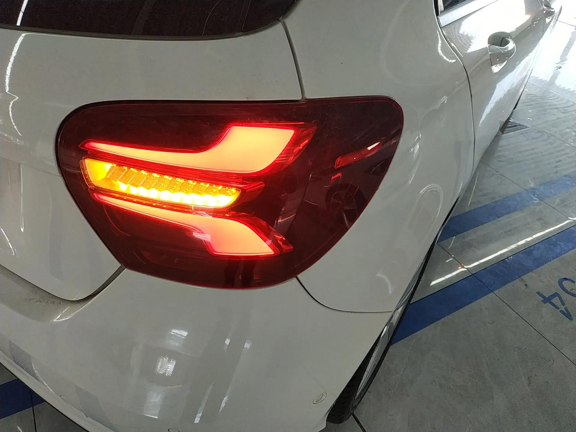 Mercedes-Benz A-Class 2017 Revised A 200 Dynamic Edition — миниатюра 7