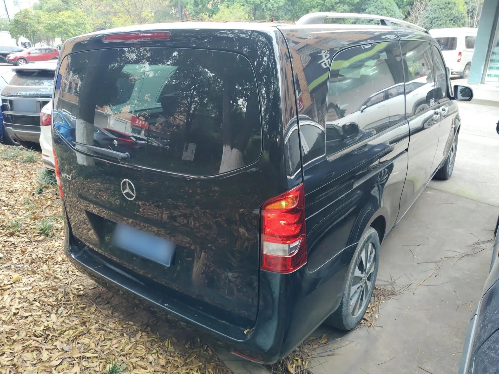 Mercedes-Benz Vito 2021 2.0T Elite Version 7 Seats — миниатюра 6