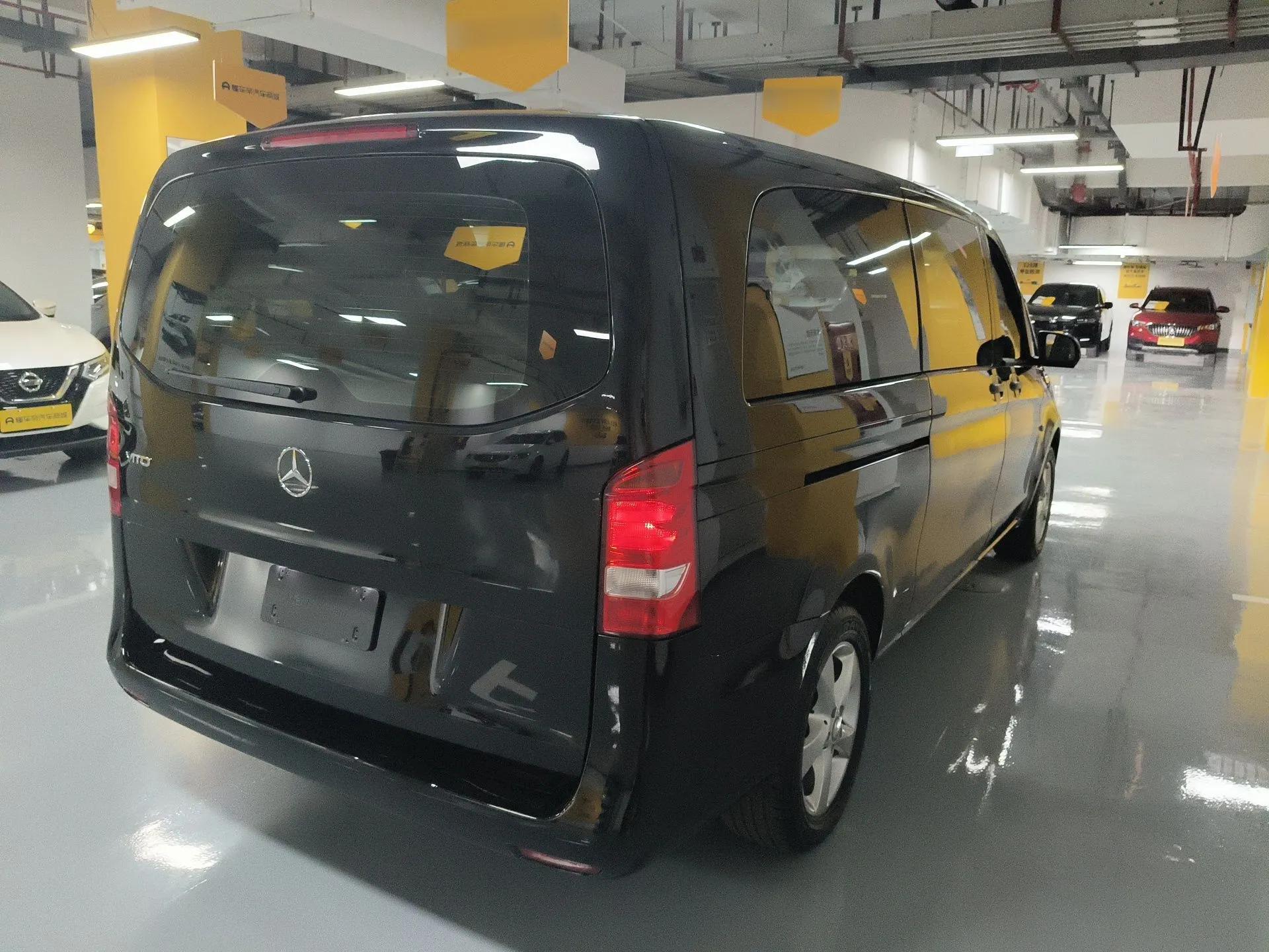 Mercedes-Benz Vito 2016 2.0T Elite Edition — миниатюра 6
