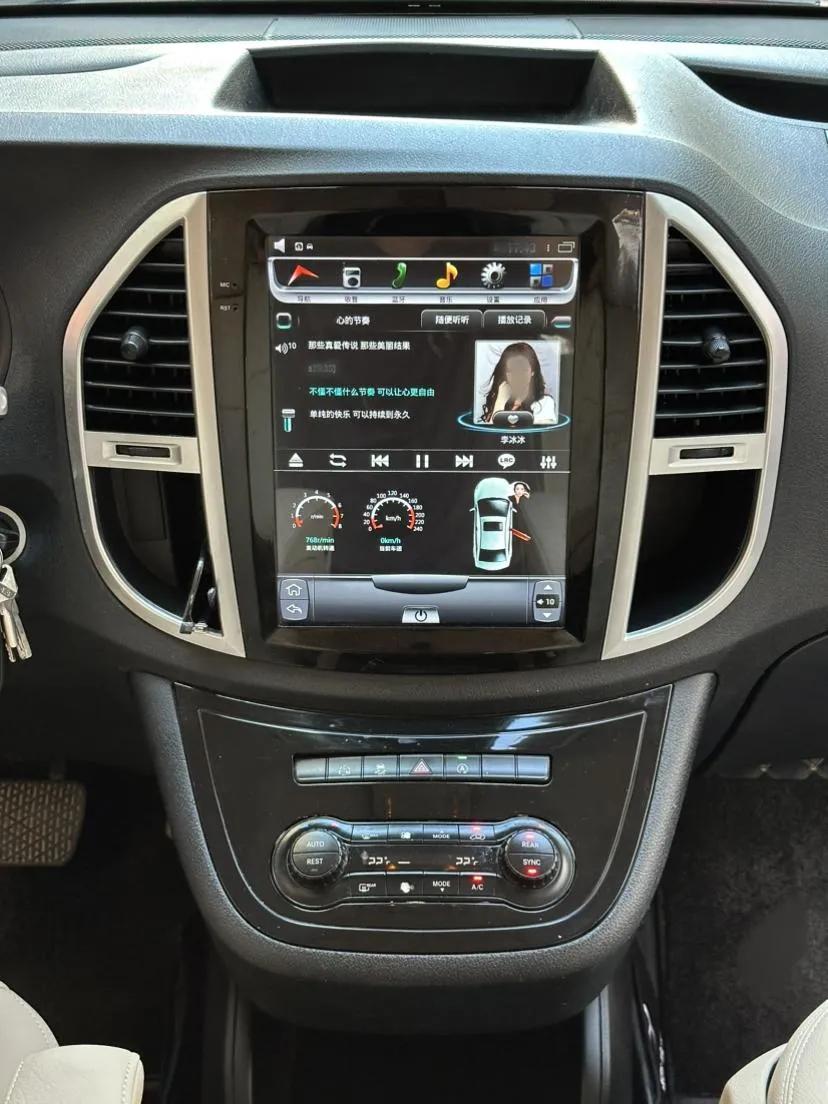 Mercedes-Benz Vito 2016 2.0T Elite Edition — миниатюра 17