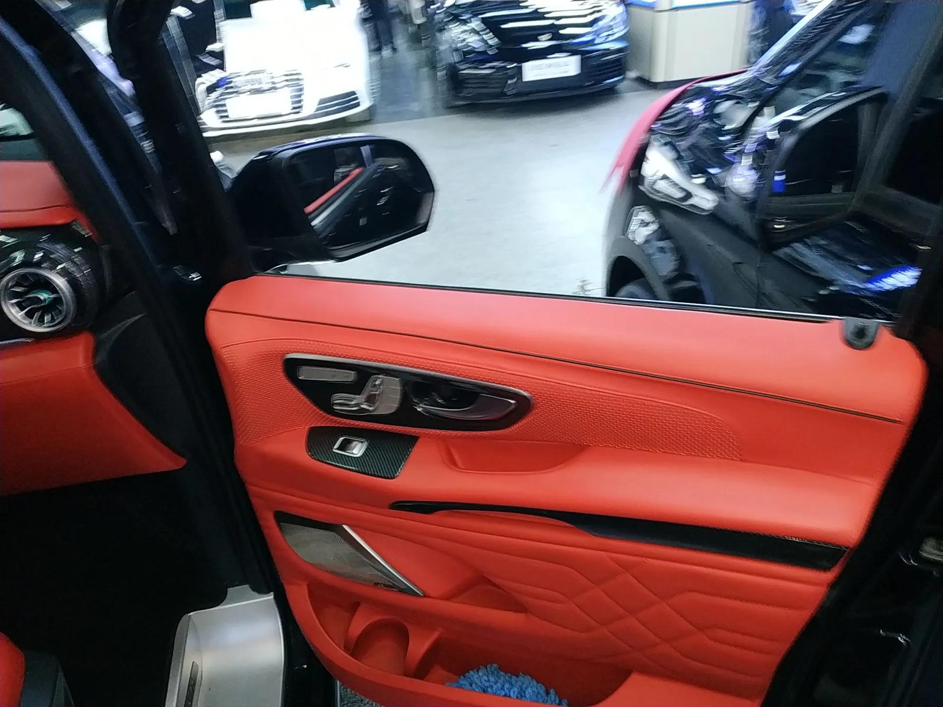 Mercedes-Benz Vito 2021 2.0T Business Version 7 Seats — миниатюра 23