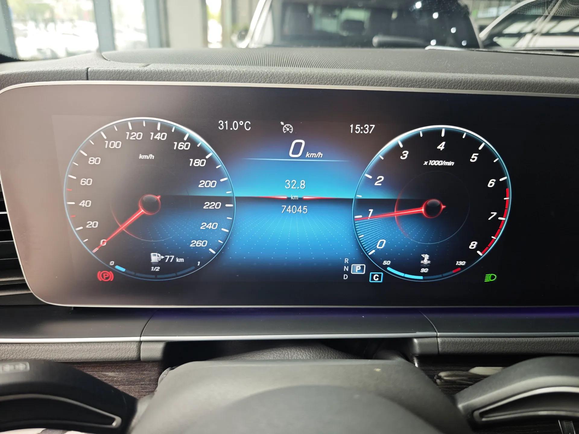 Mercedes-Benz GLE 2020 Restyled GLE 350 4MATIC Fashion Edition Special Version — миниатюра 15