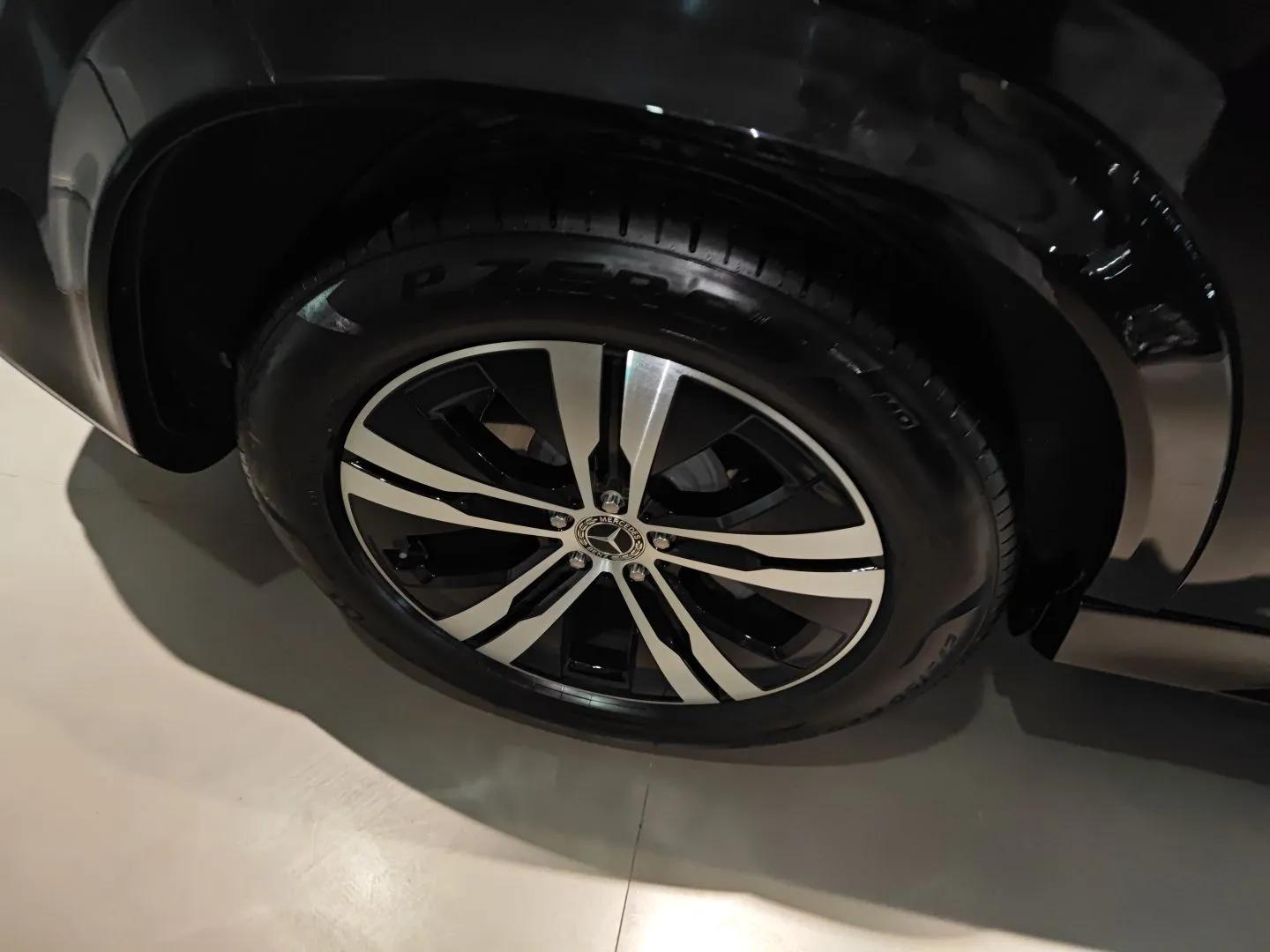 Mercedes-Benz GLE 2024 GLE 350 4MATIC Stylish Model — миниатюра 10