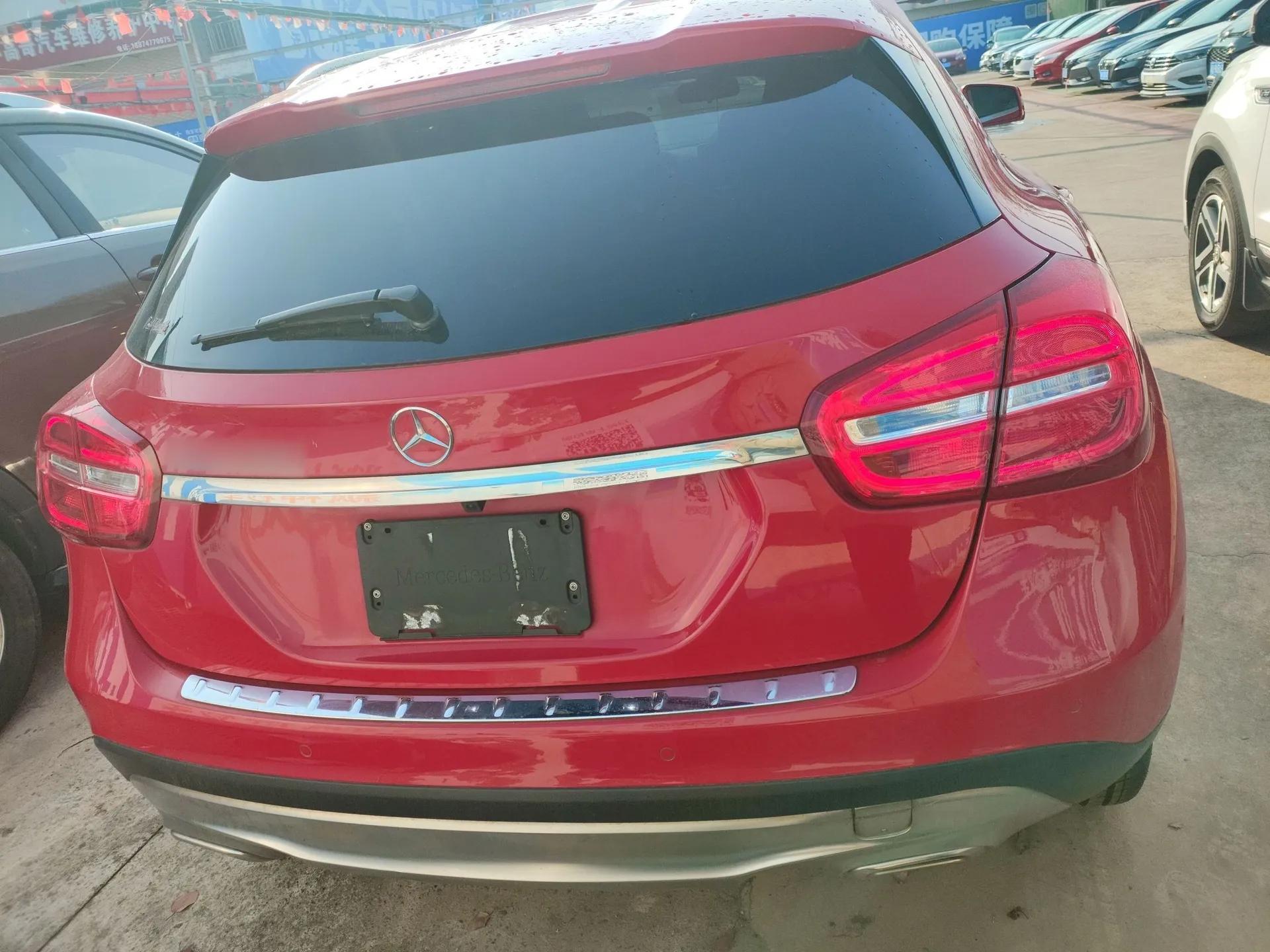 Mercedes-Benz GLA 2015 GLA 200 Fashion Model — миниатюра 4