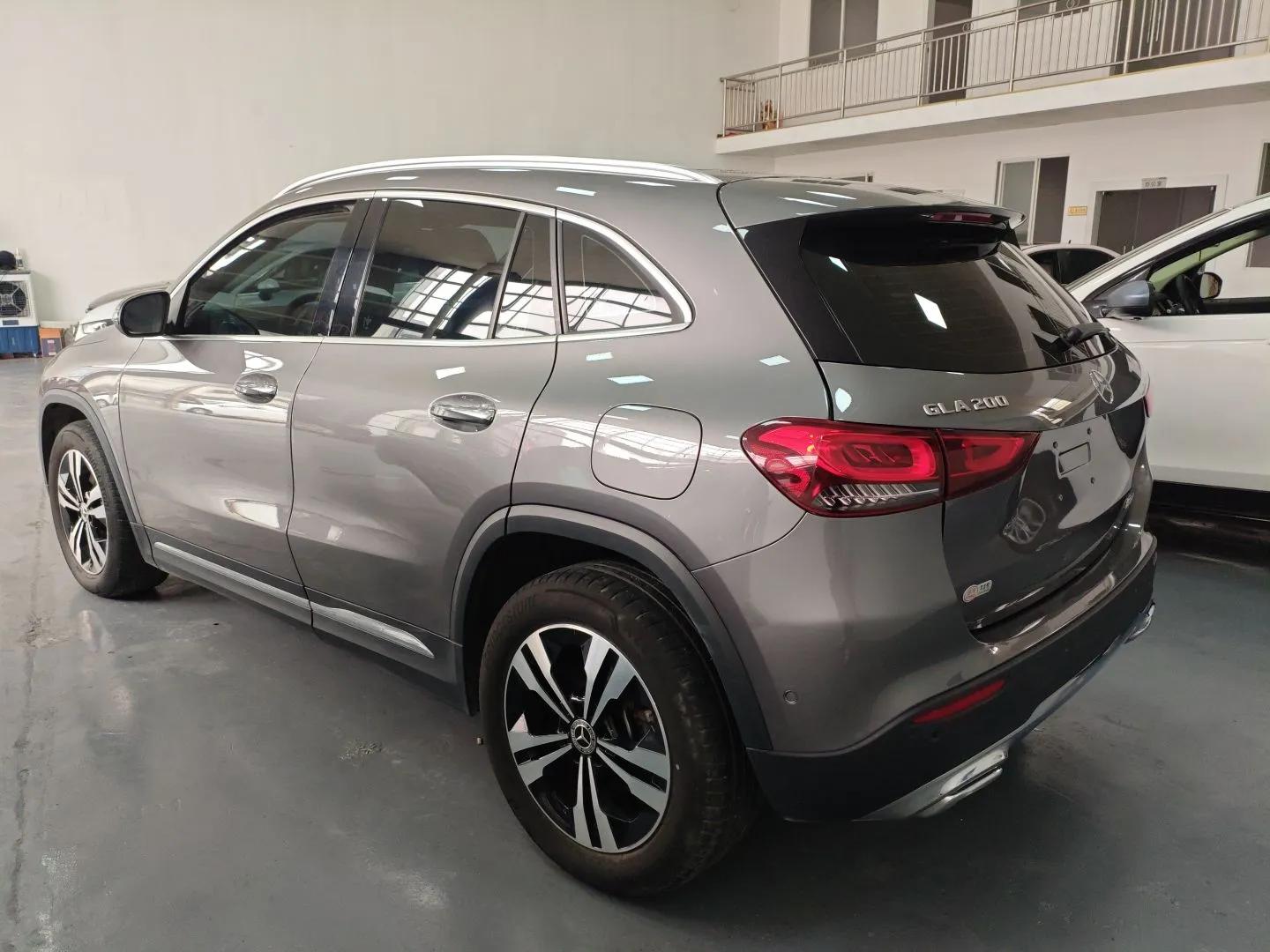 Mercedes-Benz GLA 2022 Facelifted GLA 200 — миниатюра 5