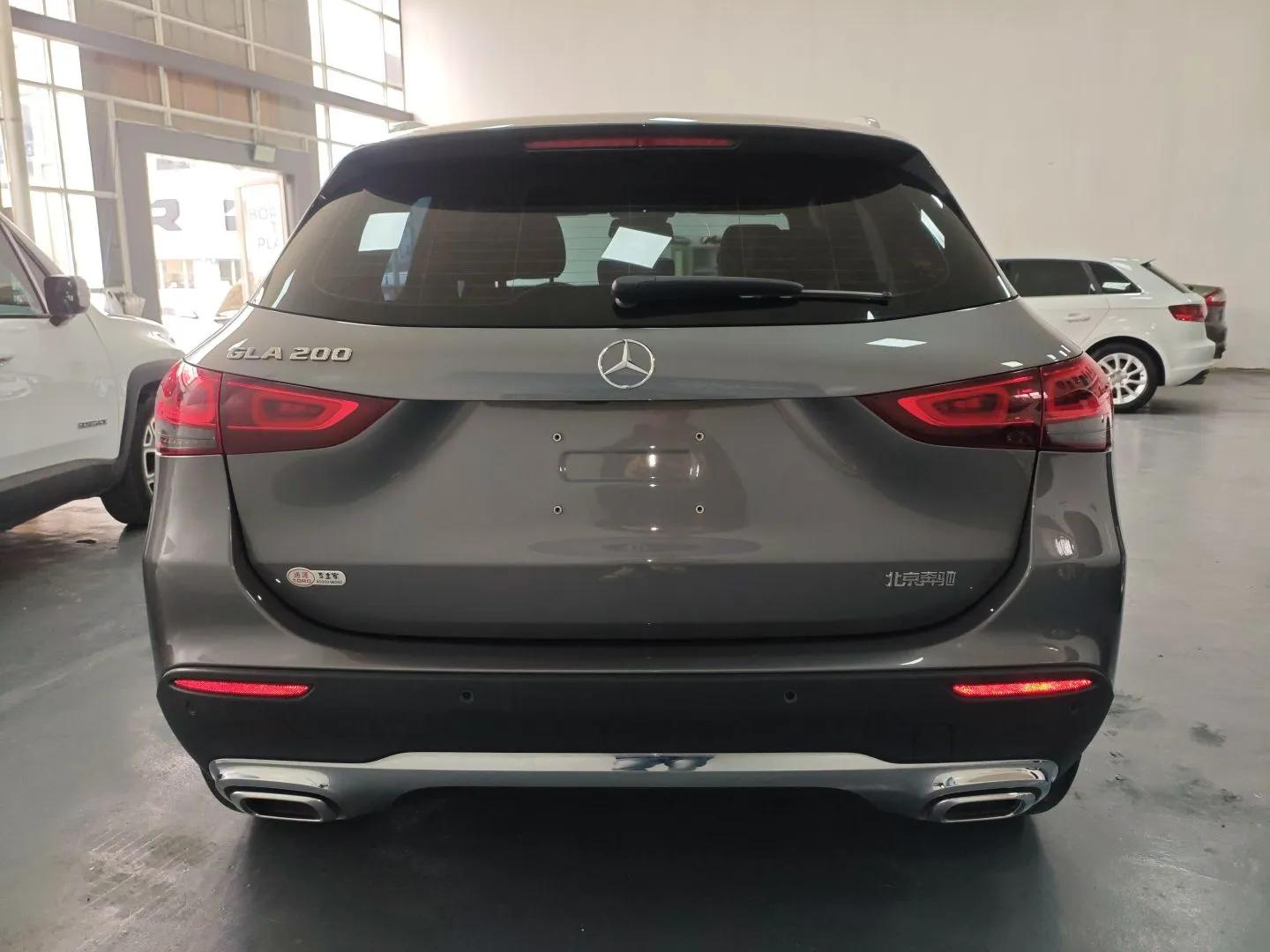 Mercedes-Benz GLA 2022 Facelifted GLA 200 — миниатюра 6