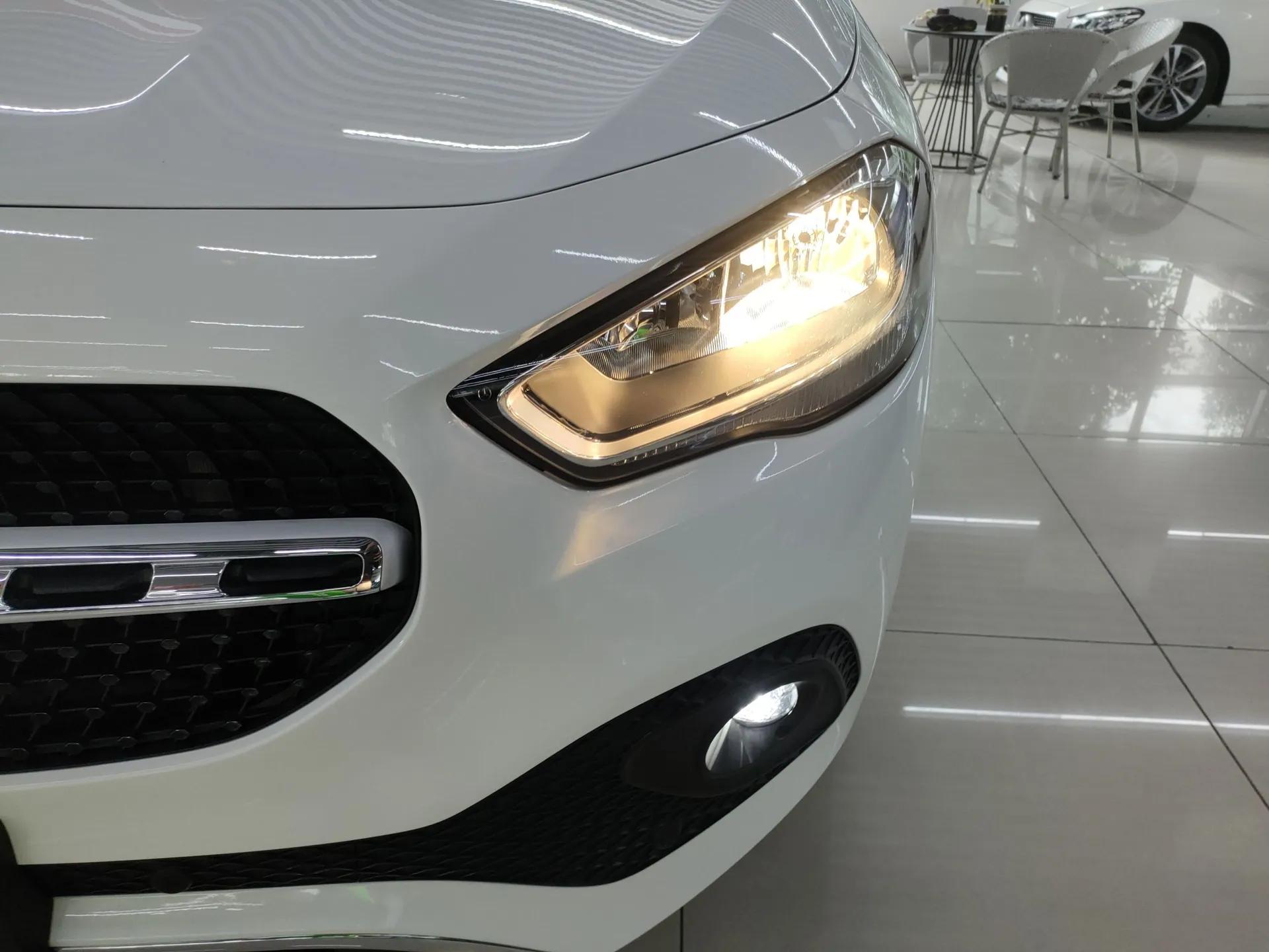 Mercedes-Benz GLA 2020 GLA 180 — миниатюра 2