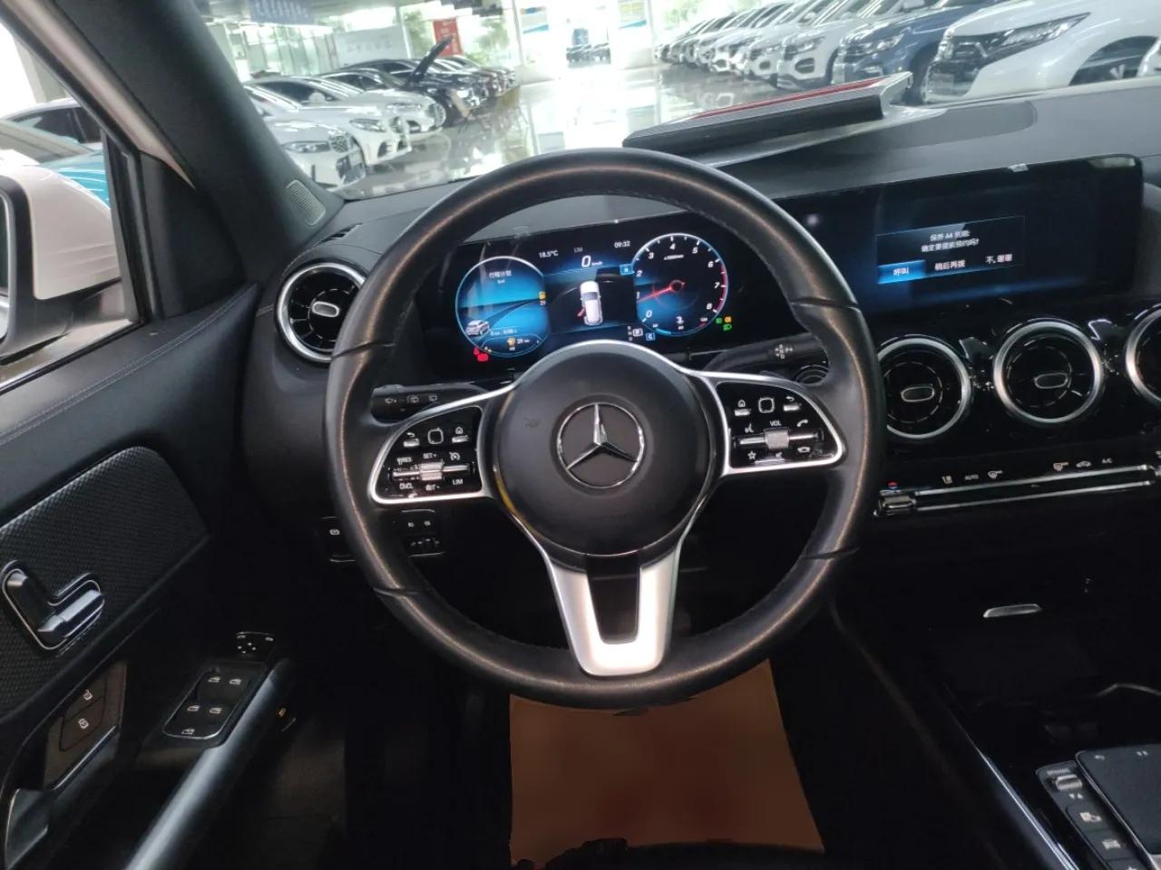 Mercedes-Benz GLA 2020 GLA 180 — миниатюра 12