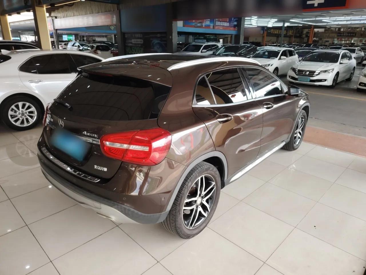 Mercedes-Benz GLA 2016 GLA 220 4MATIC Fashion Edition — миниатюра 4