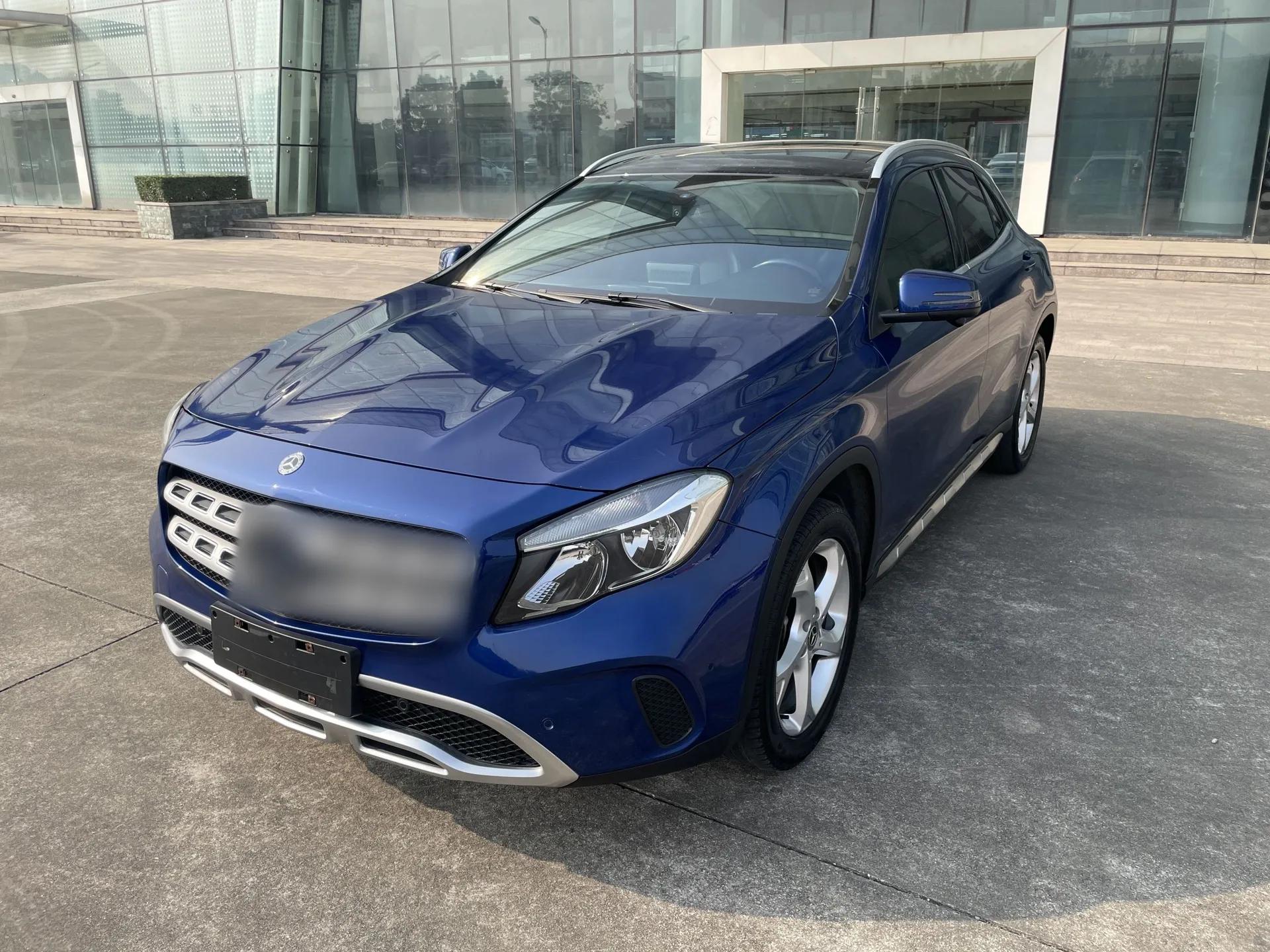 Mercedes-Benz GLA 2018 GLA 200 Sport Edition — миниатюра 1