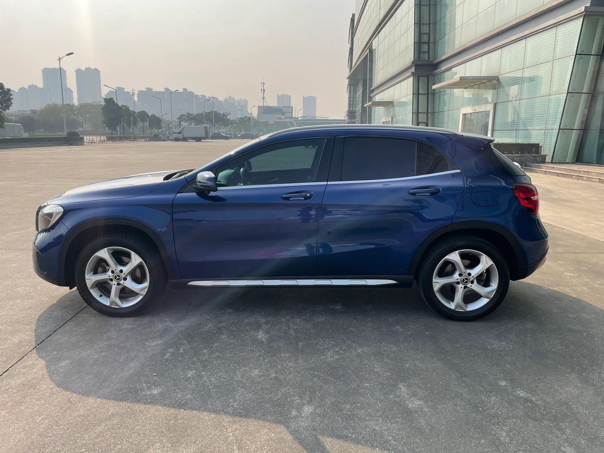 Mercedes-Benz GLA 2018 GLA 200 Sport Edition — миниатюра 11