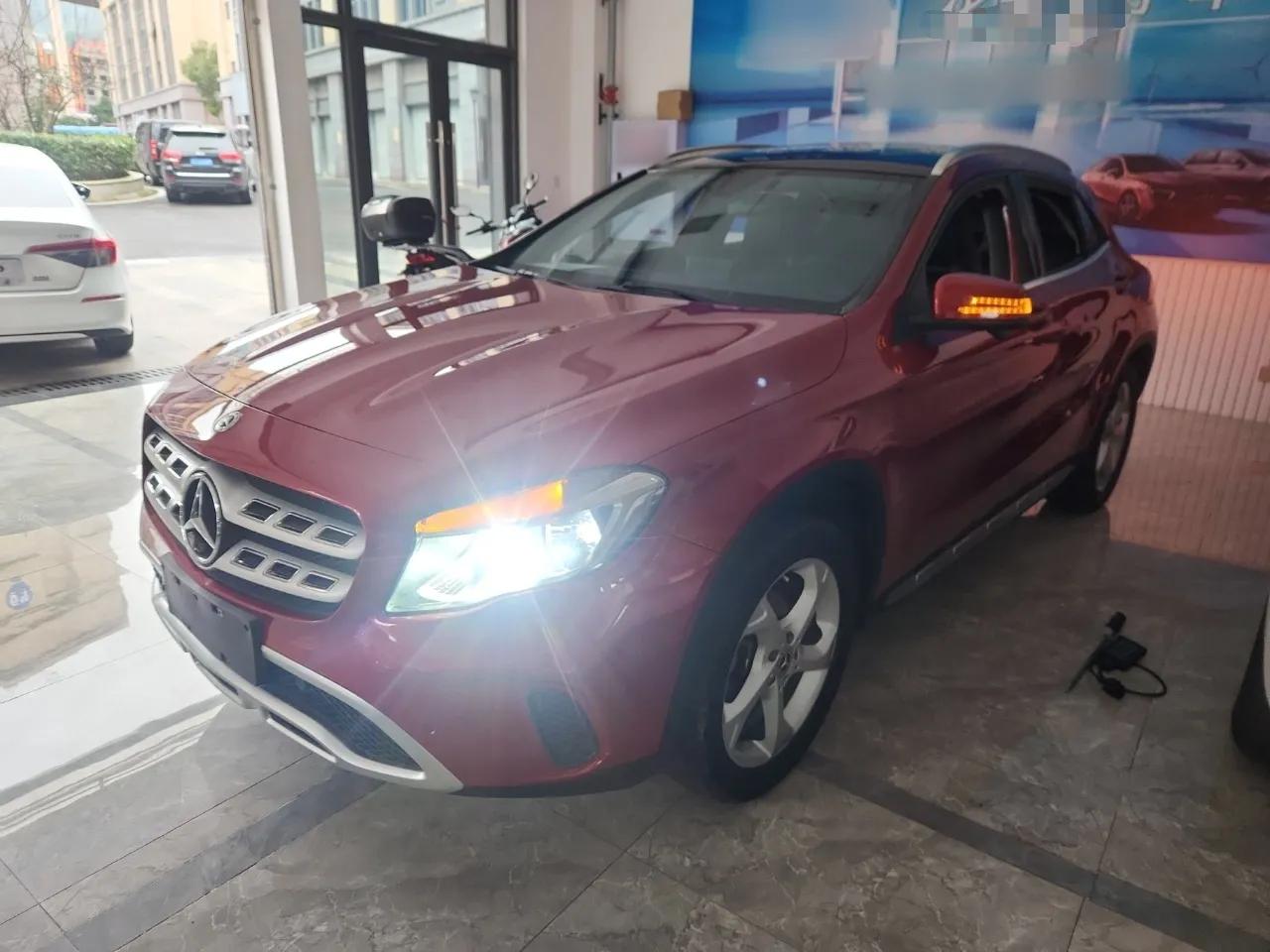 Mercedes-Benz GLA 2017 GLA 200 Sport Edition — миниатюра 1